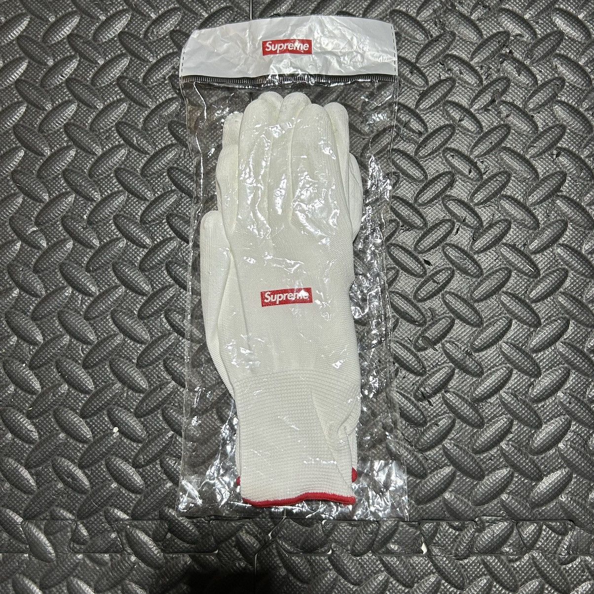 Designer × Supreme Supreme Rubberized Work Gloves Box Logo White FW20 NEW Size ONE SIZE - 1 Thumbnail