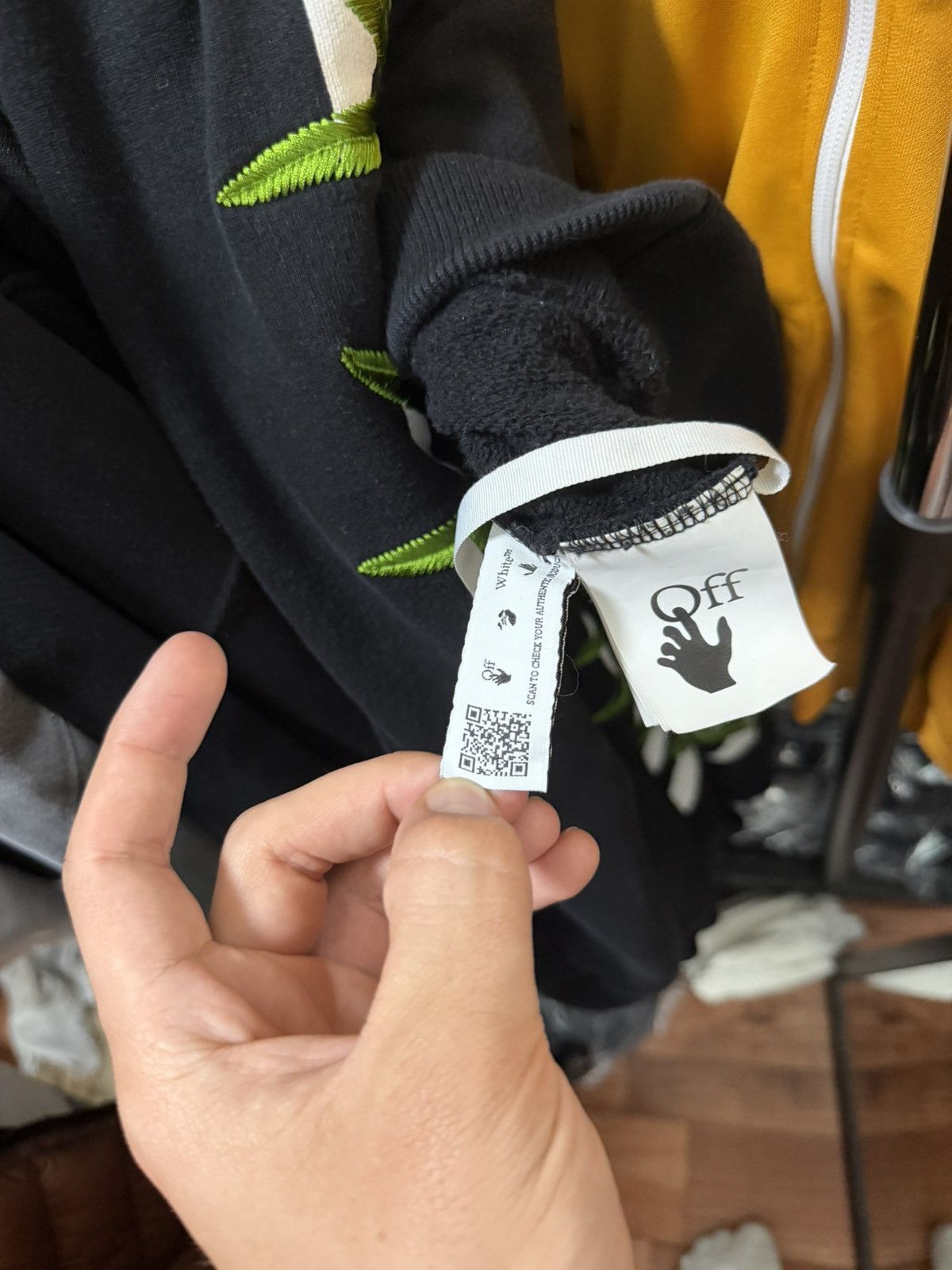 Off-White OFF WHITE HIGH WEED BLACK HOODIE Size US M / EU 48-50 / 2 - 9 Thumbnail