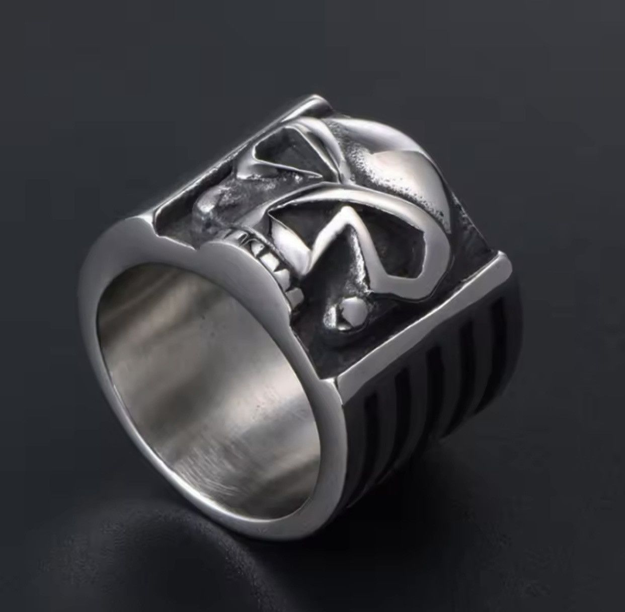 Vintage Vintage Stainless Steel Ghost Skull Ring Size ONE SIZE - 2 Thumbnail