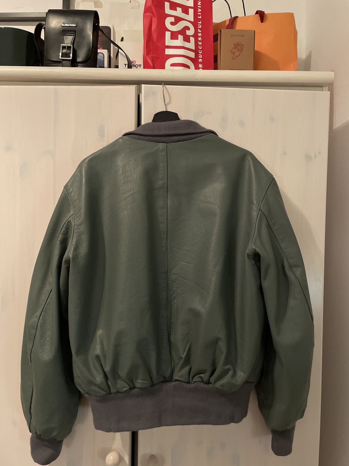 Vintage Vintage 90s German Leather Bomber Jacket Size US L / EU 52-54 / 3 - 6 Thumbnail