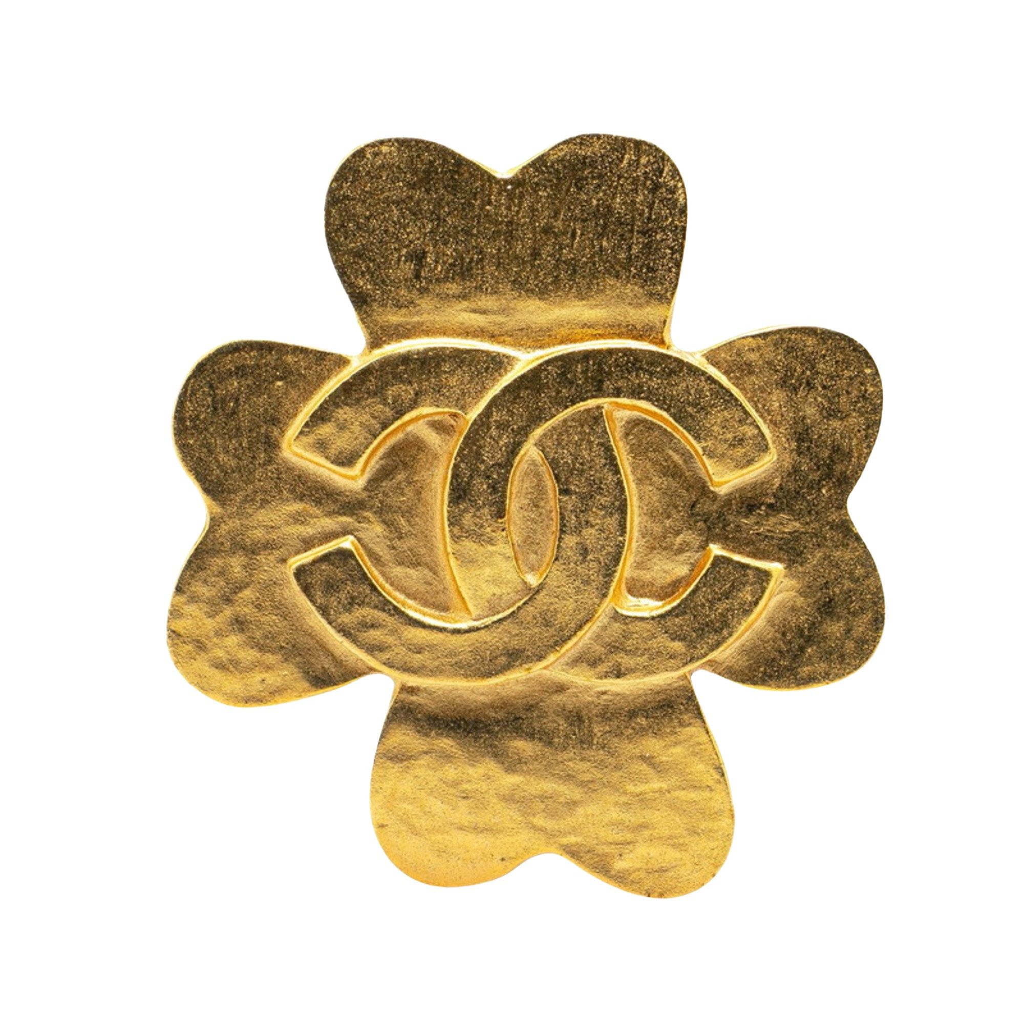 Chanel Clover brooch