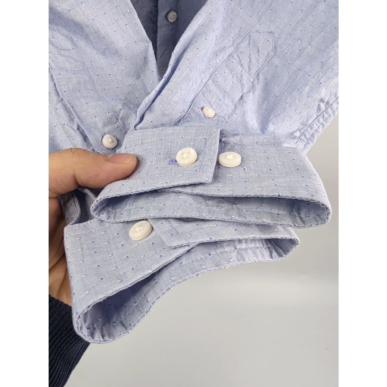 Ben Sherman Ben Sherman Dress Shirt Tailored Skinny Blue Dots Button-Down 15.5 39/40 Cotton Mens Regular Long Sleeve Collar-Down Spread Cuff Blue Size 15.5 Size 42R - 4 Thumbnail