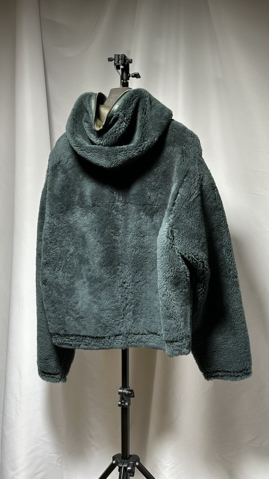 Rick Owens Rick Owens FW22 STROBE Sealed Windbreaker in Shearling(50IT) Size US M / EU 48-50 / 2 - 2 Thumbnail