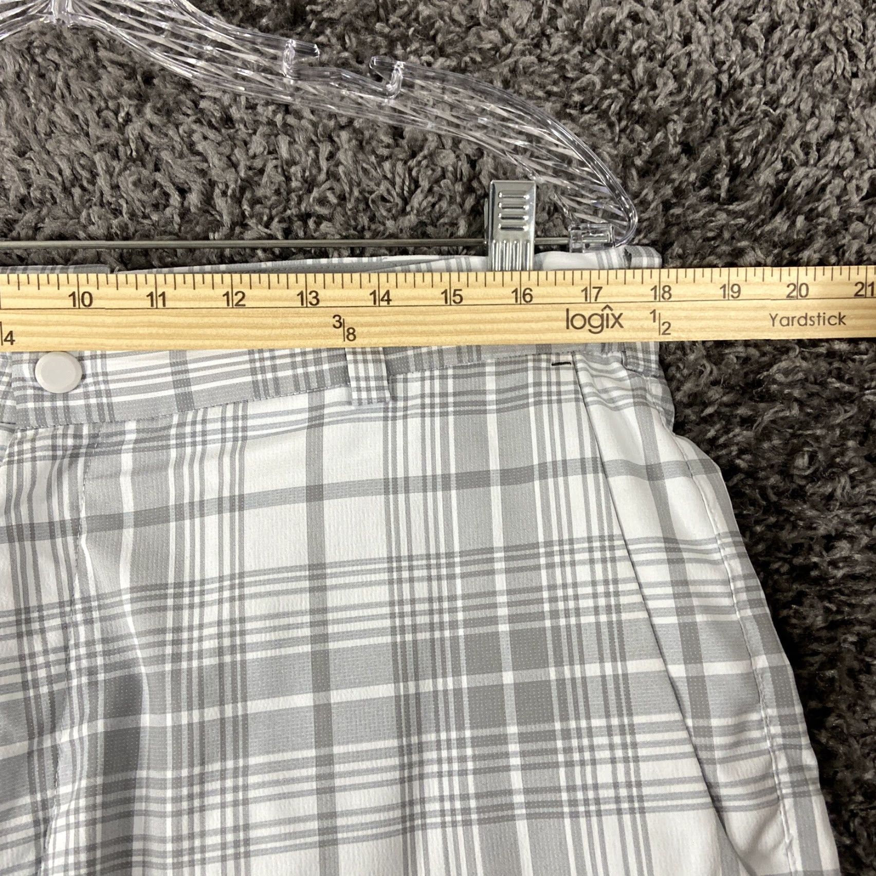 Nike VINTAGE Nike Golf Shorts Gray White Plaid Men Adult 36 Dri-Fit Chino Men’s 36 Size US 36 / EU 52 - 6 Thumbnail