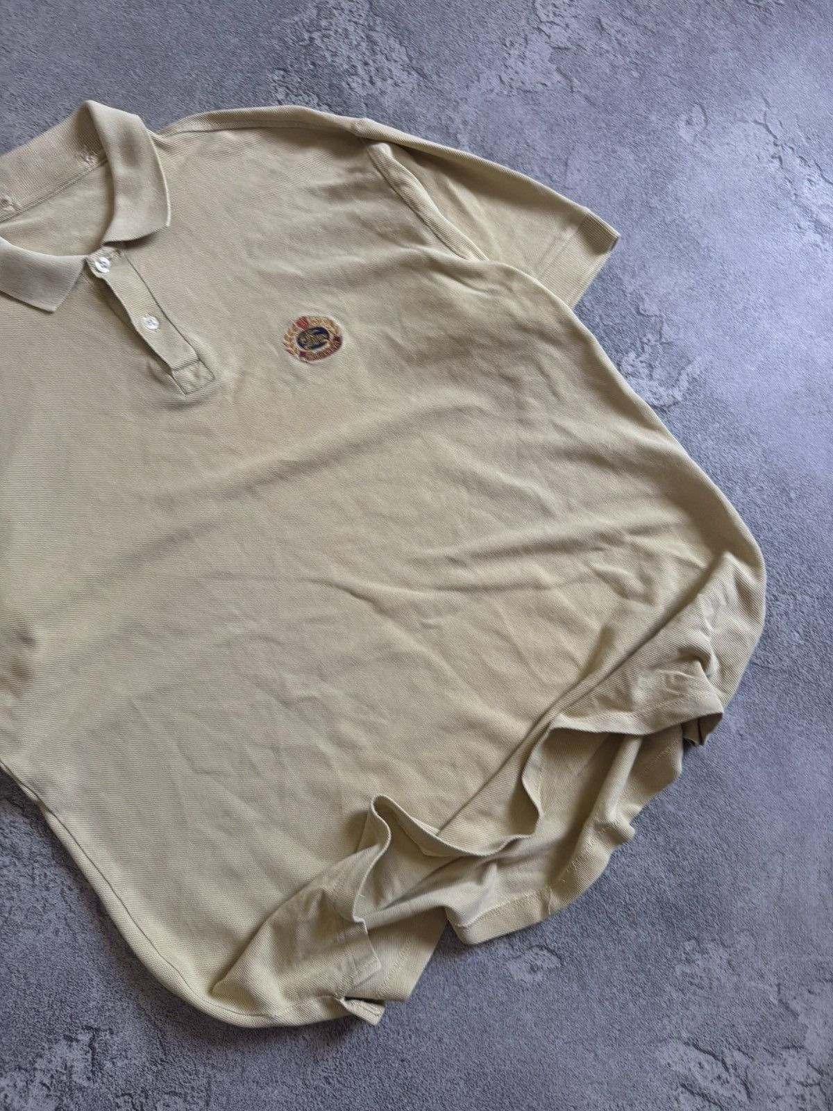 Burberry Burberrys 90s vintage retro polo tee t-shirt distressed Size US XL / EU 56 / 4 - 3 Thumbnail