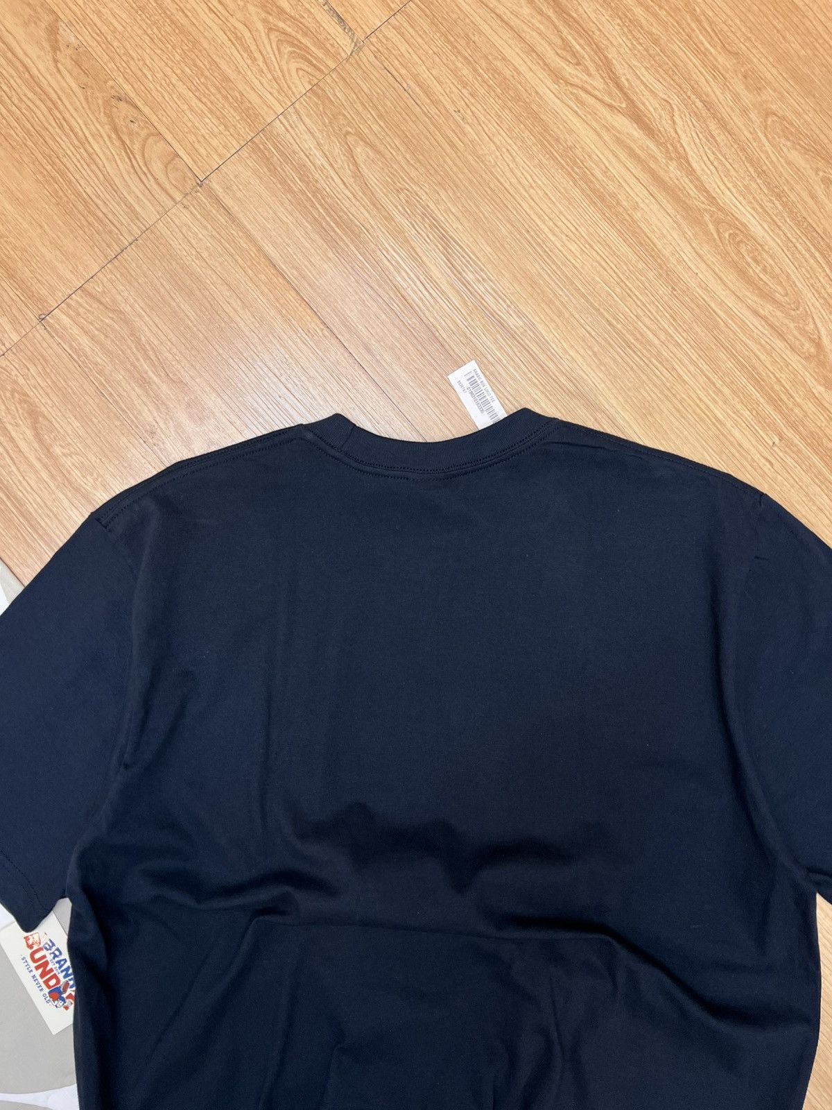 Supreme Supreme Arabic Size US M / EU 48-50 / 2 - 10 Thumbnail