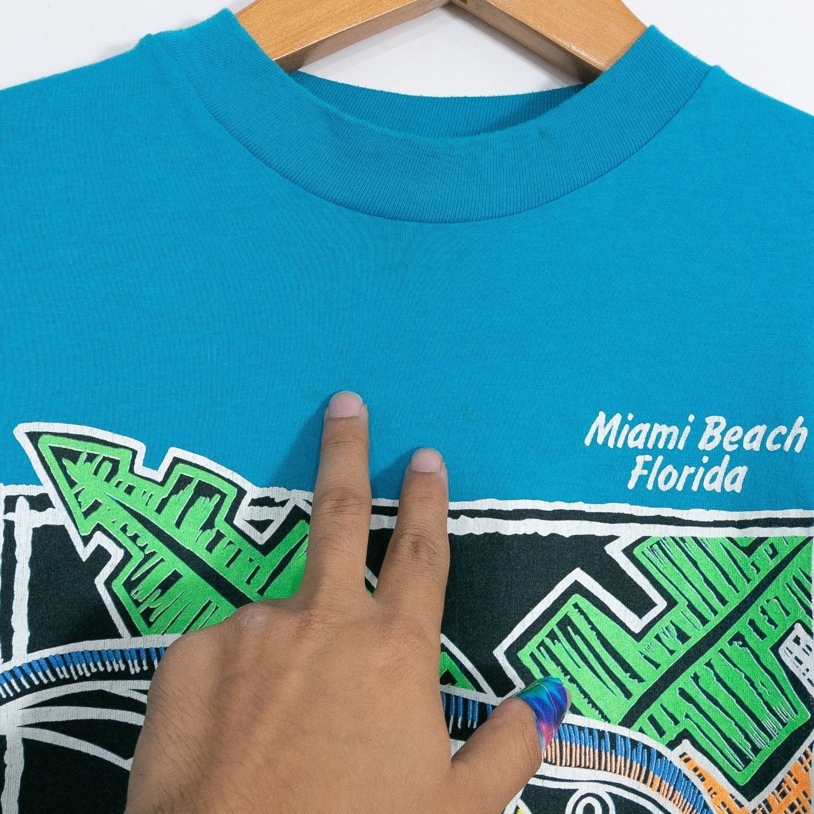 Vintage Vintage 90s Miami Beach Florida T Shirt Men XL Single Stitch Size US XL / EU 56 / 4 - 6 Thumbnail