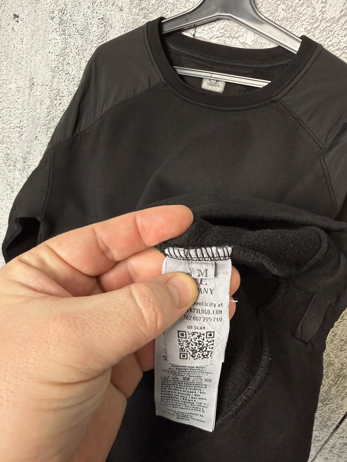 C.P. Company C. P. Company Crewneck Sweatshirt Nylon Lens Sleeve Pullover Size US M / EU 48-50 / 2 - 13 Thumbnail