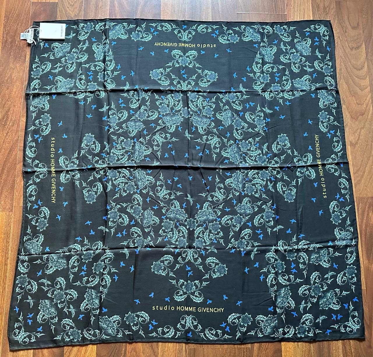 Givenchy Givenchy Studio Homme Scarf Modal-Cashmere print logo New Size ONE SIZE - 3 Thumbnail