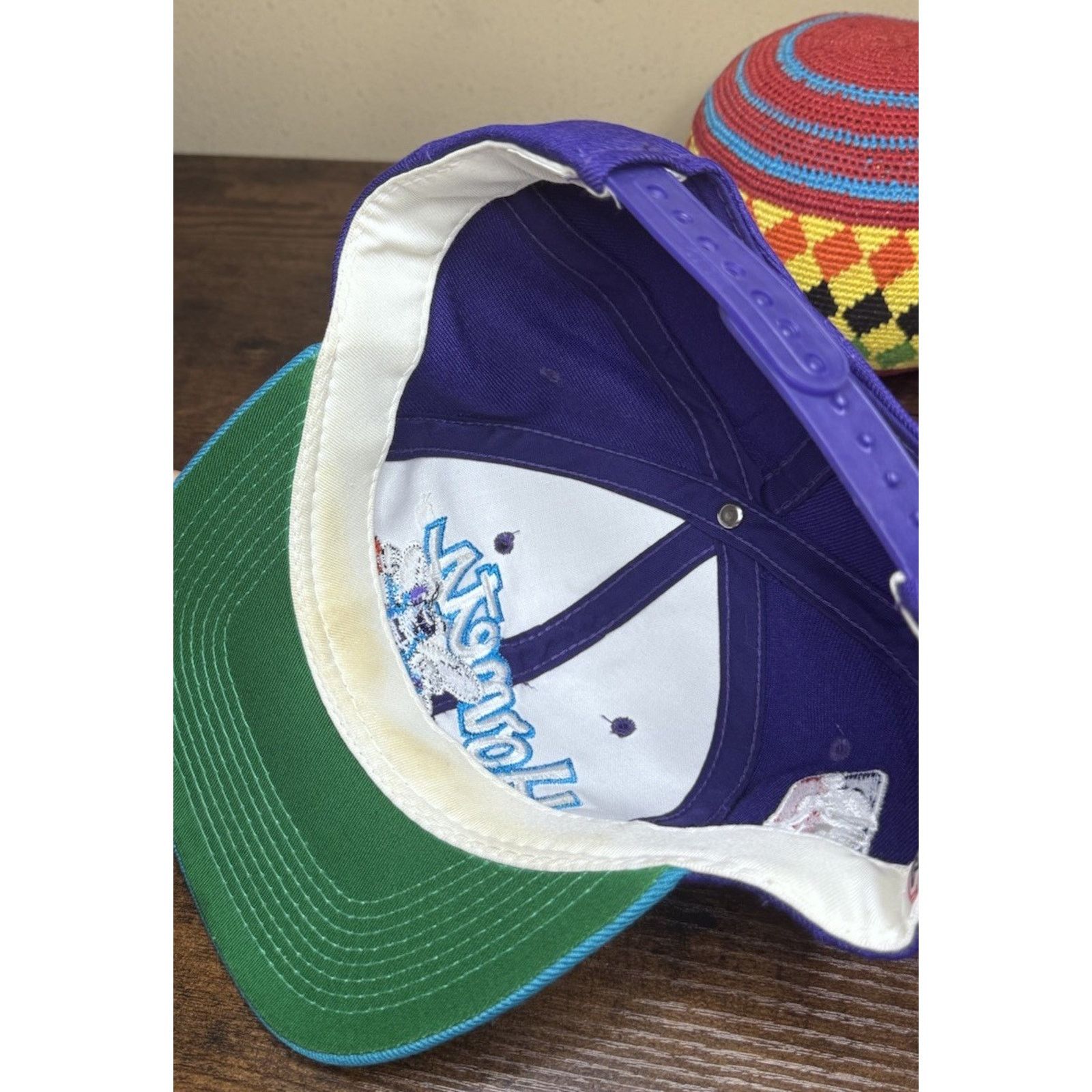 Sports Specialties VTG Charlotte Hornets Sports Specialties NBA Wool Hat Cap Size ONE SIZE - 7 Thumbnail