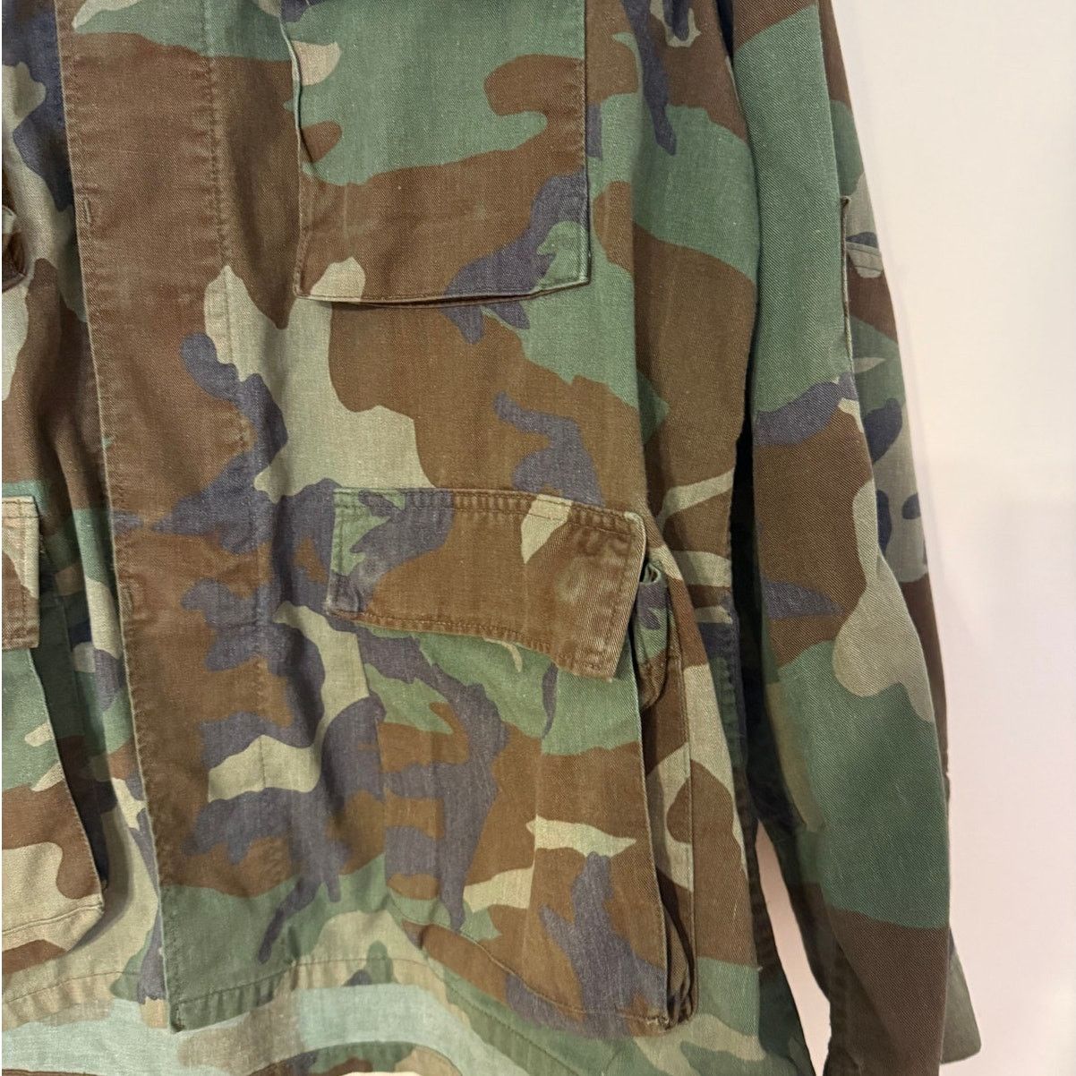 Vintage Vintage US Army Woodland Camo Combat Field Jacket Size US M / EU 48-50 / 2 - 2 Thumbnail