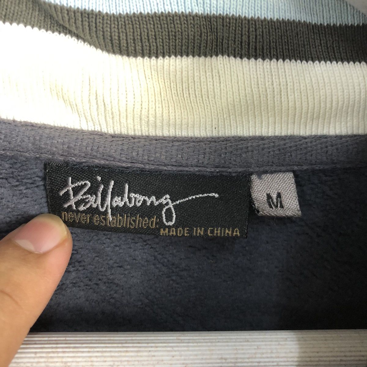 Billabong × Vintage Billabong surf vintage faded Sweatshirt #A1931 Size US M / EU 48-50 / 2 - 11 Thumbnail