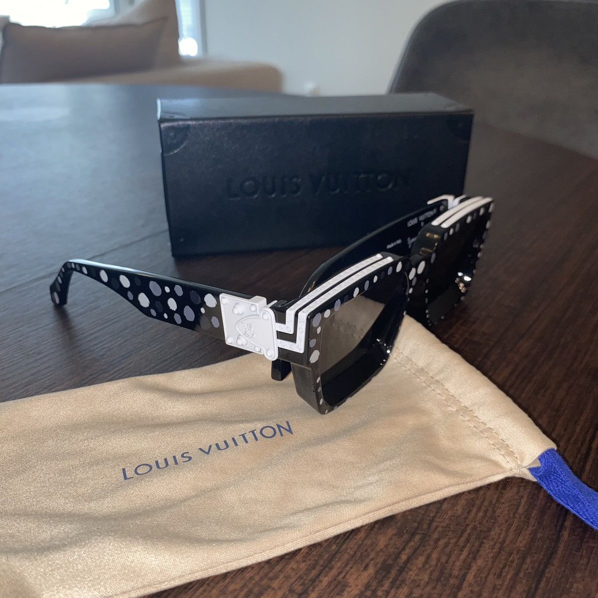 Louis Vuitton Louis Vuitton x Yayoi Kusuma Millionaire Sunglasses Size ONE SIZE - 3 Thumbnail
