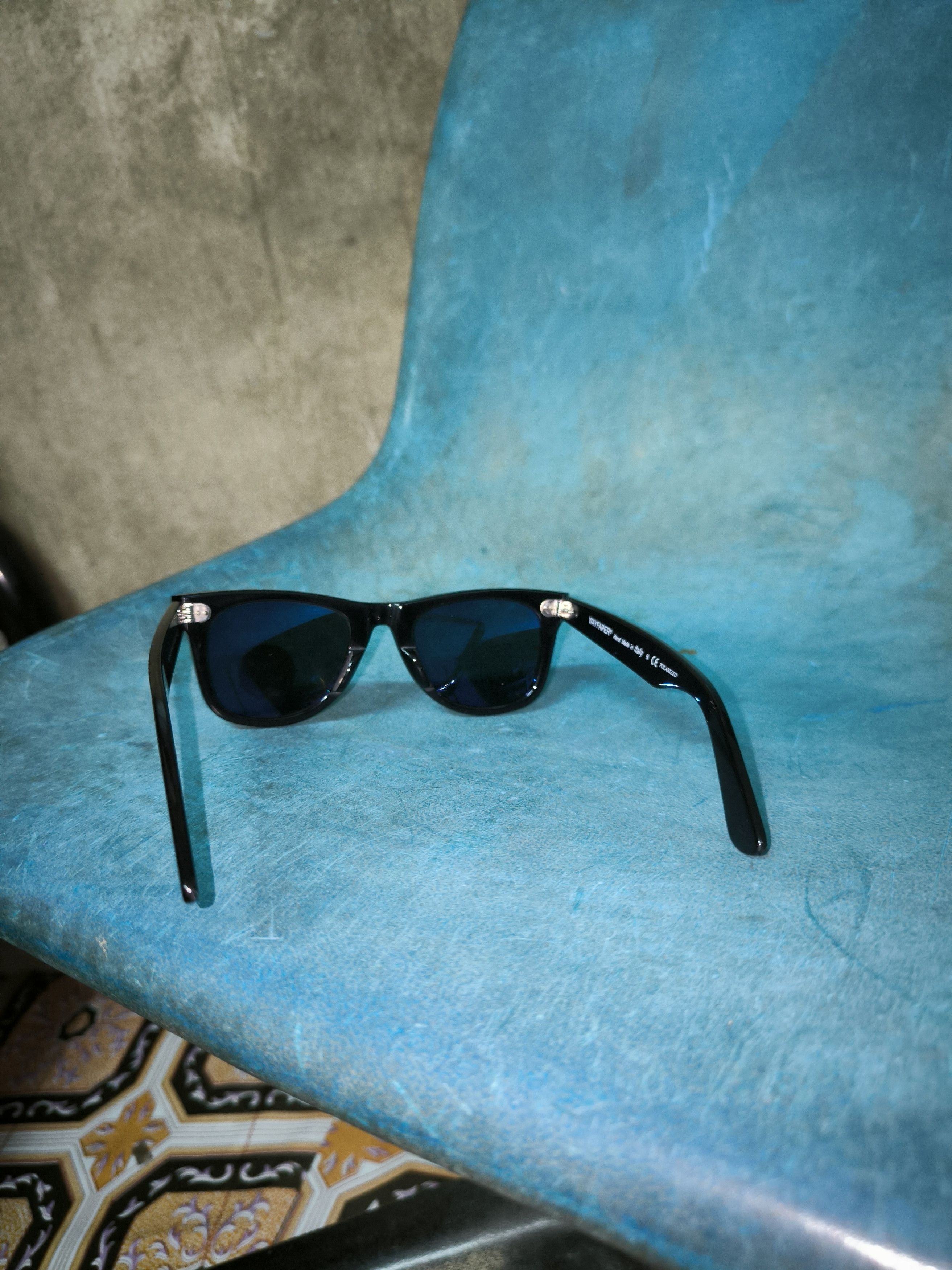 RayBan Wayfarer Blue Lens Polarized Size ONE SIZE - 22 Thumbnail