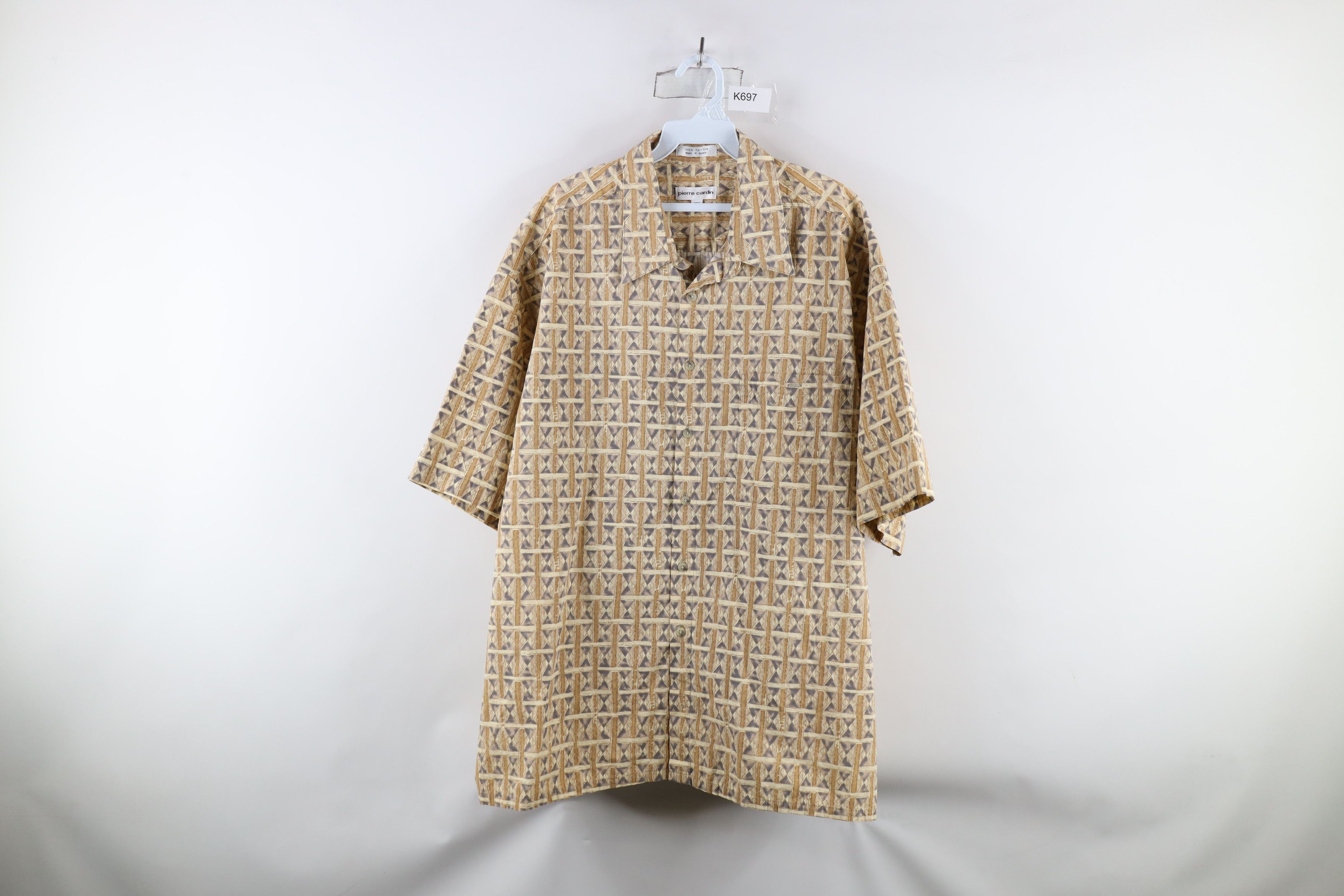 Vintage Vintage 90s Streetwear Diamond Short Sleeve Button Shirt Size US XXL / EU 58 / 5 - 1 Thumbnail