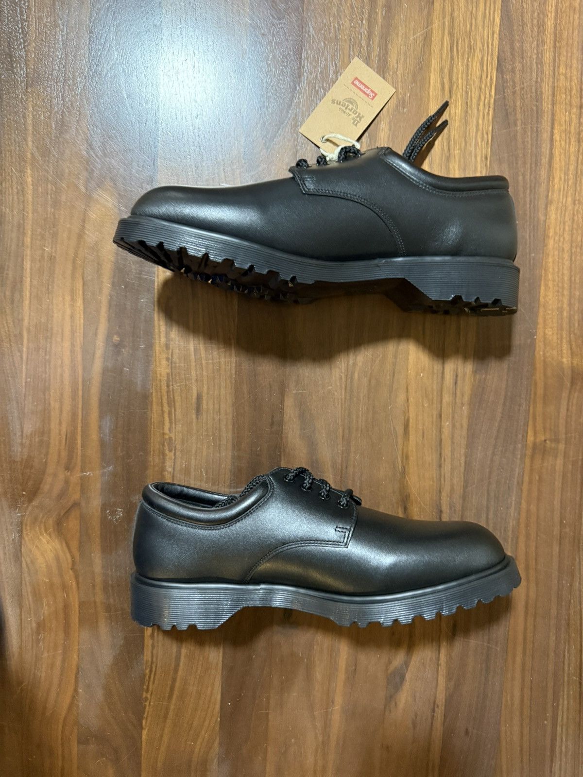Dr. Martens × Supreme Supreme®/Dr. Martens Postal Supreme Black Size 11 Leather Size US 11 / EU 44 - 3 Thumbnail