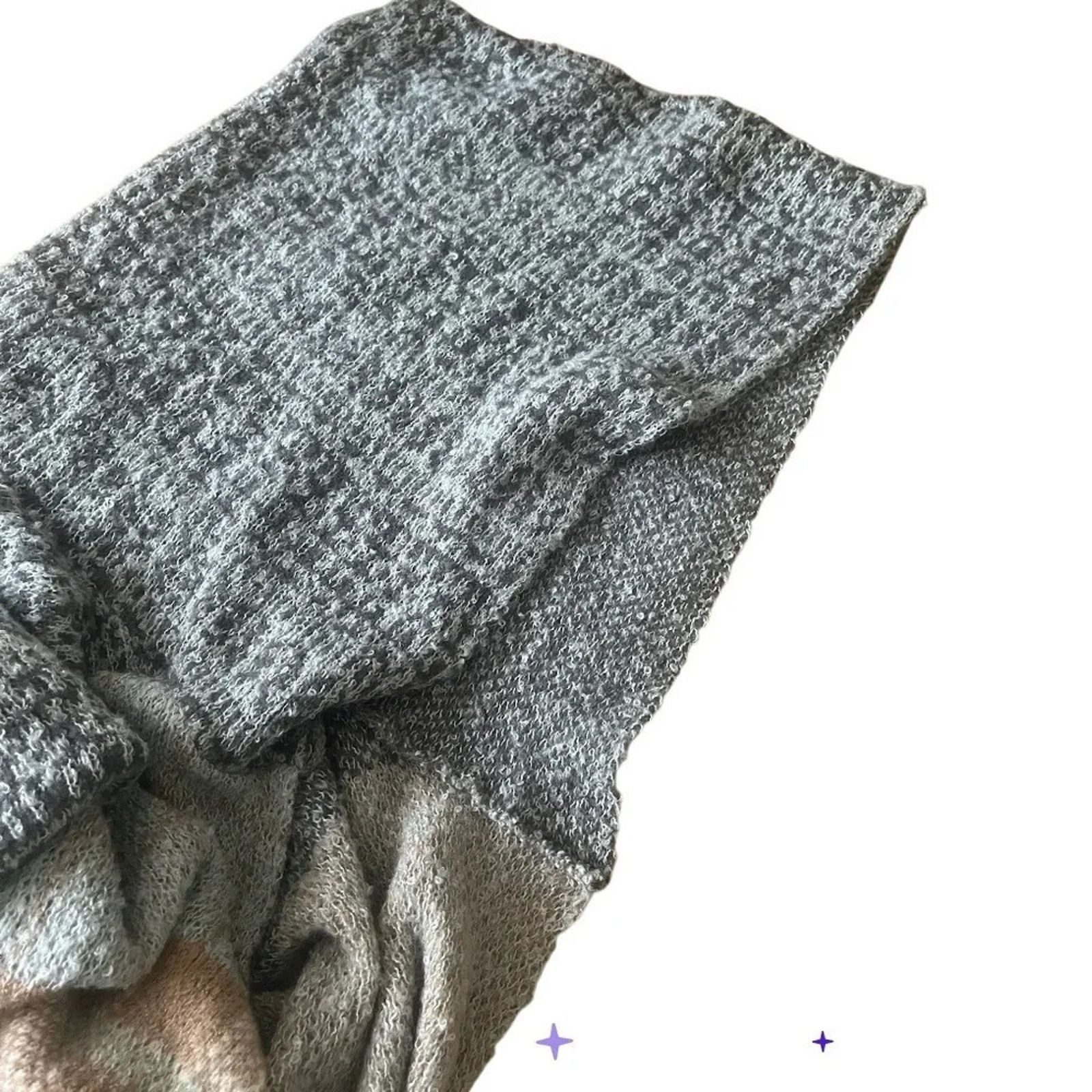 The Unbranded Brand Hooded open front boxy poncho cardigan with 22” slits. Size ONE SIZE - 2 Thumbnail