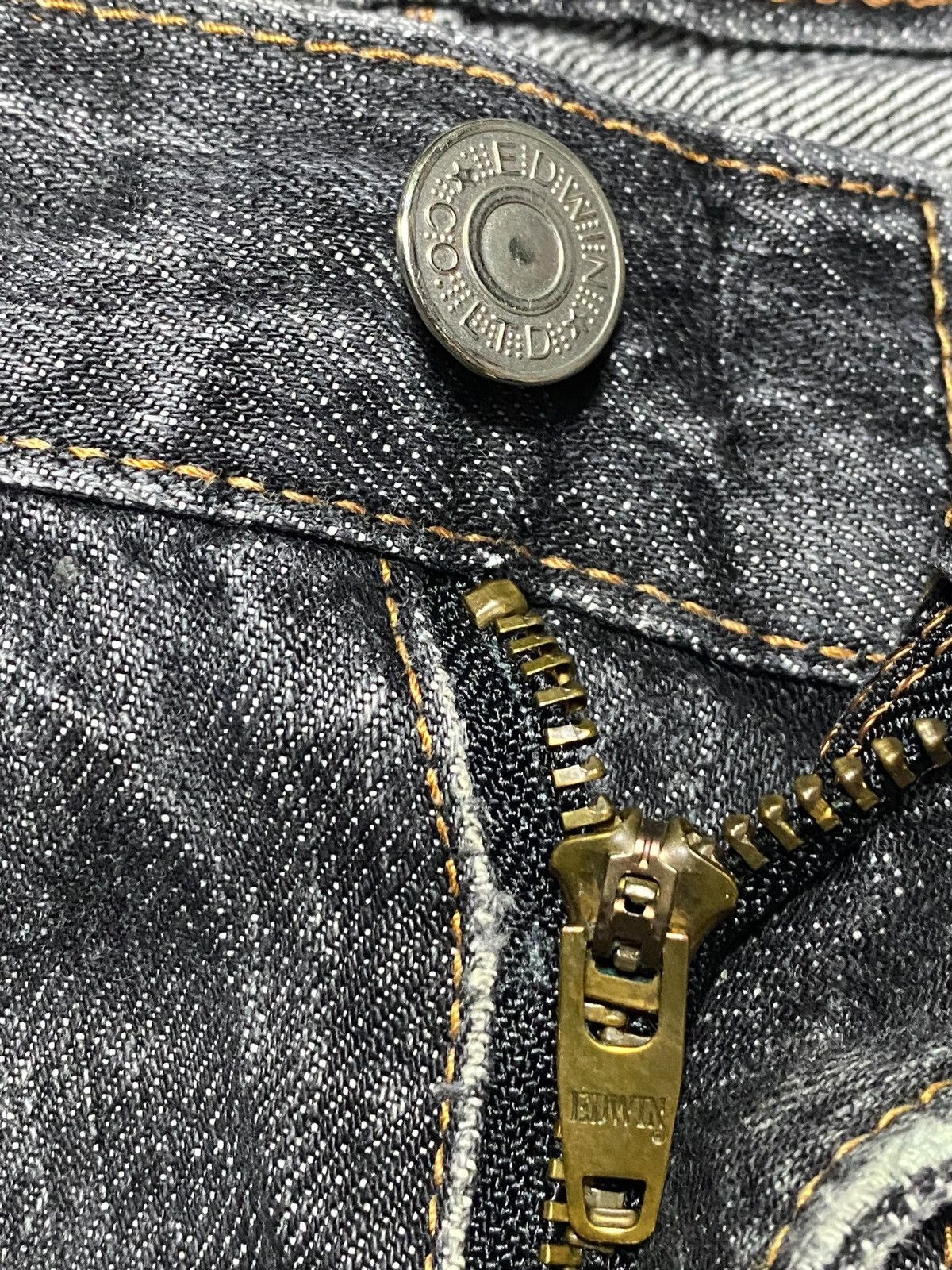 Edwin Vintage Edwin Japan Denim Tears Distressed Loose Slim Jeans Size US 32 / EU 48 - 8 Thumbnail