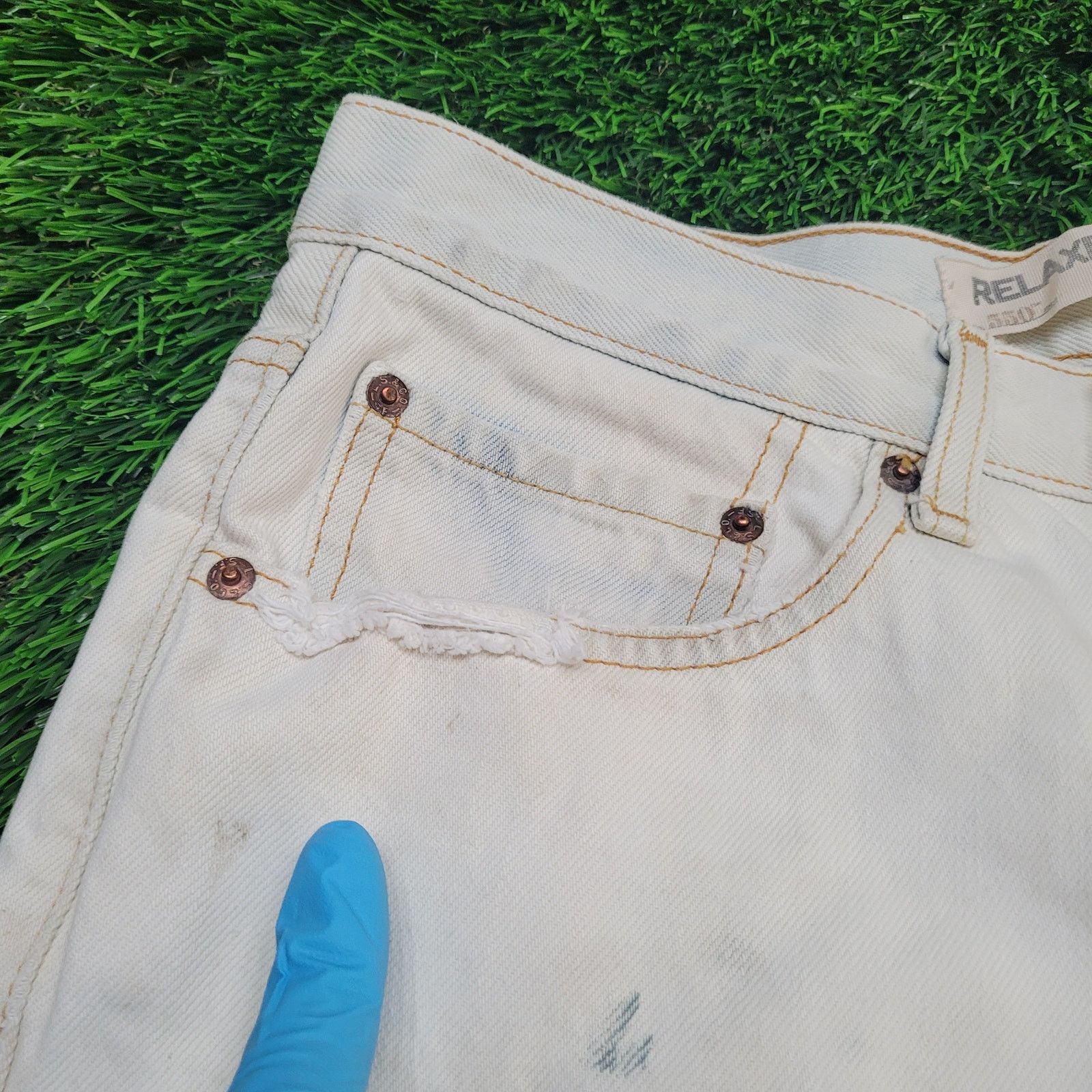 Levi's Y2K Style Levis Jorts Mens 32 Thrashed Painter Destroyed Size US 32 / EU 48 - 4 Thumbnail