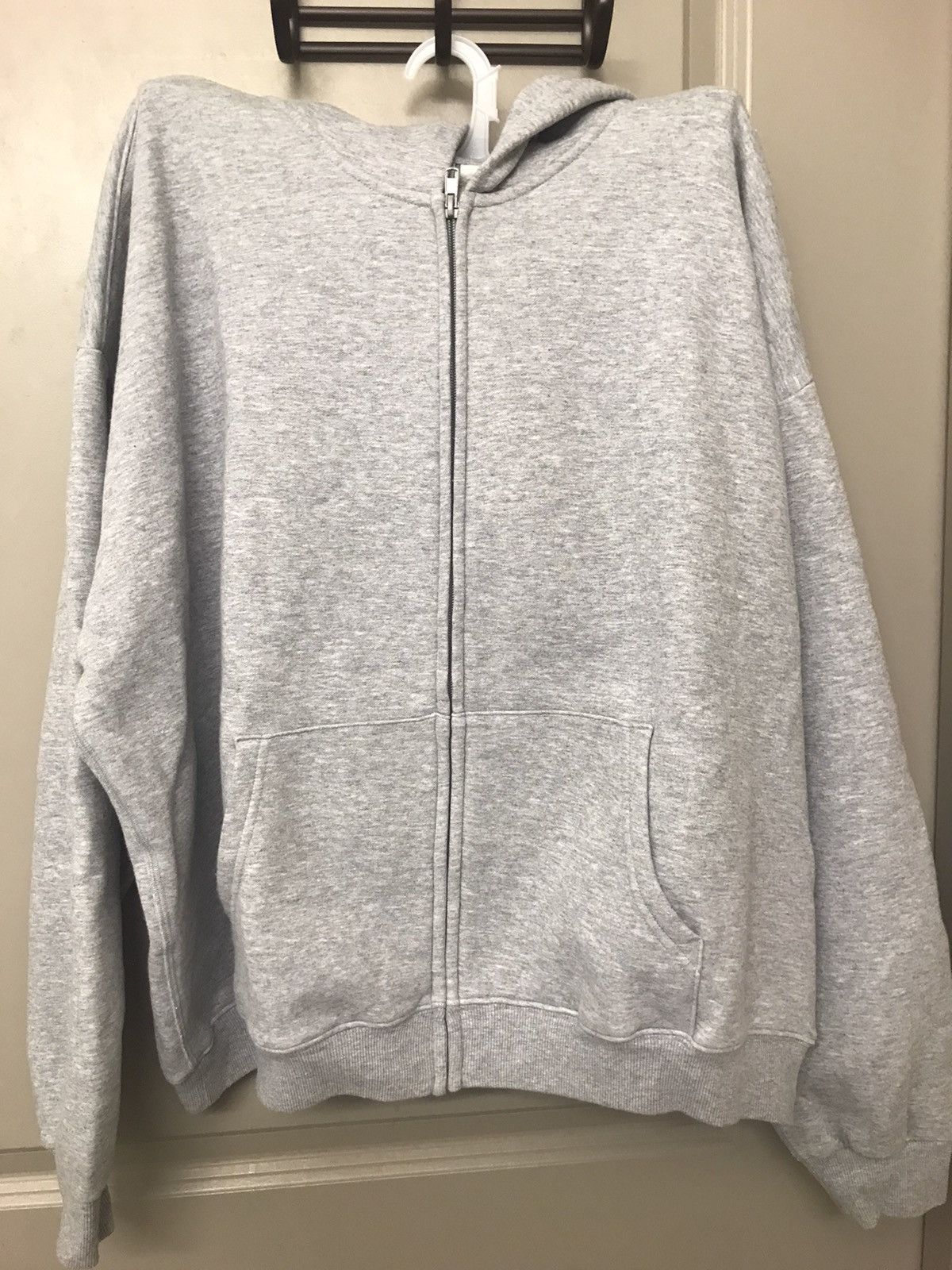 image of Skim Milk Skims Mens Zip Up Hoodie - NWT in Grey (Size 2XL)