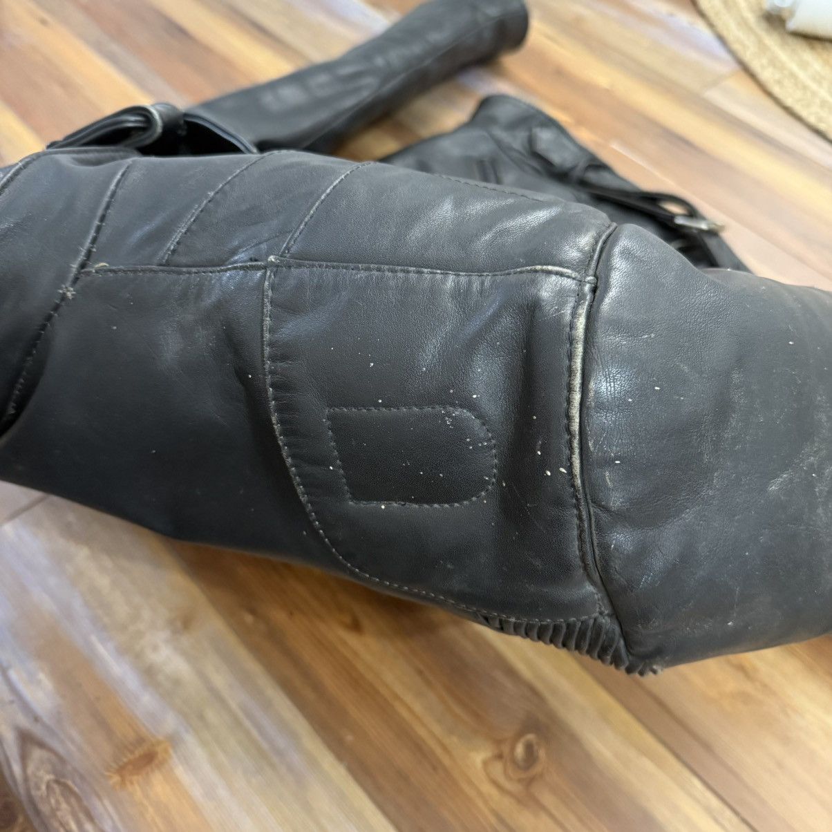 Wilsons Leather Vintage Wilson’s Black Leather Motorcycle Zipper Jacket Size US M / EU 48-50 / 2 - 5 Thumbnail