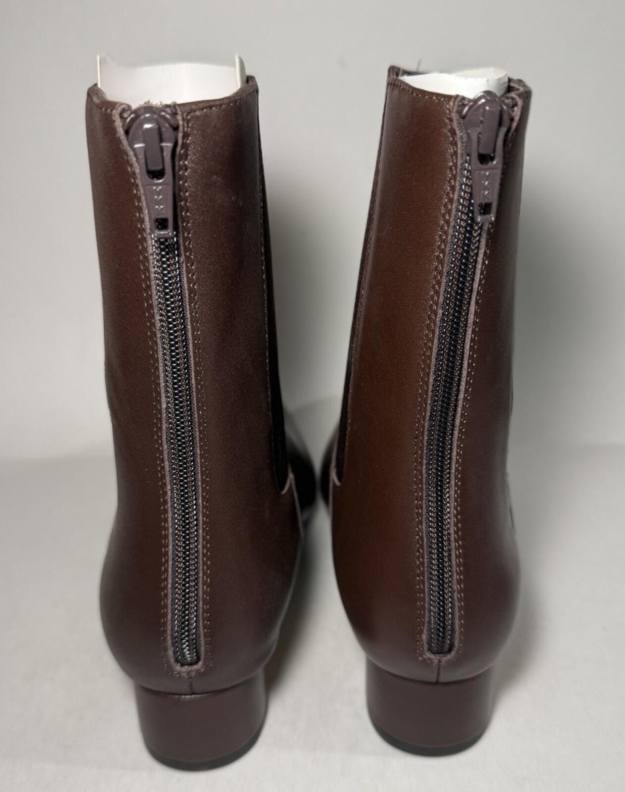 Quince QUINCE Italian Leather Kitten Heel Ankle Bootie Espresso Size US 7.5 / IT 37.5 - 4 Thumbnail