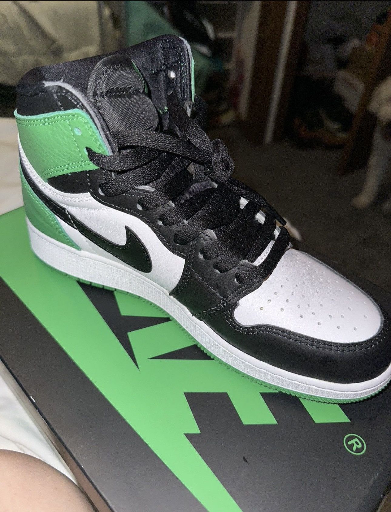 Nike Air Jordan 1 Retro high Pine Green Size US 6.5 / IT 36.5 - 3 Thumbnail