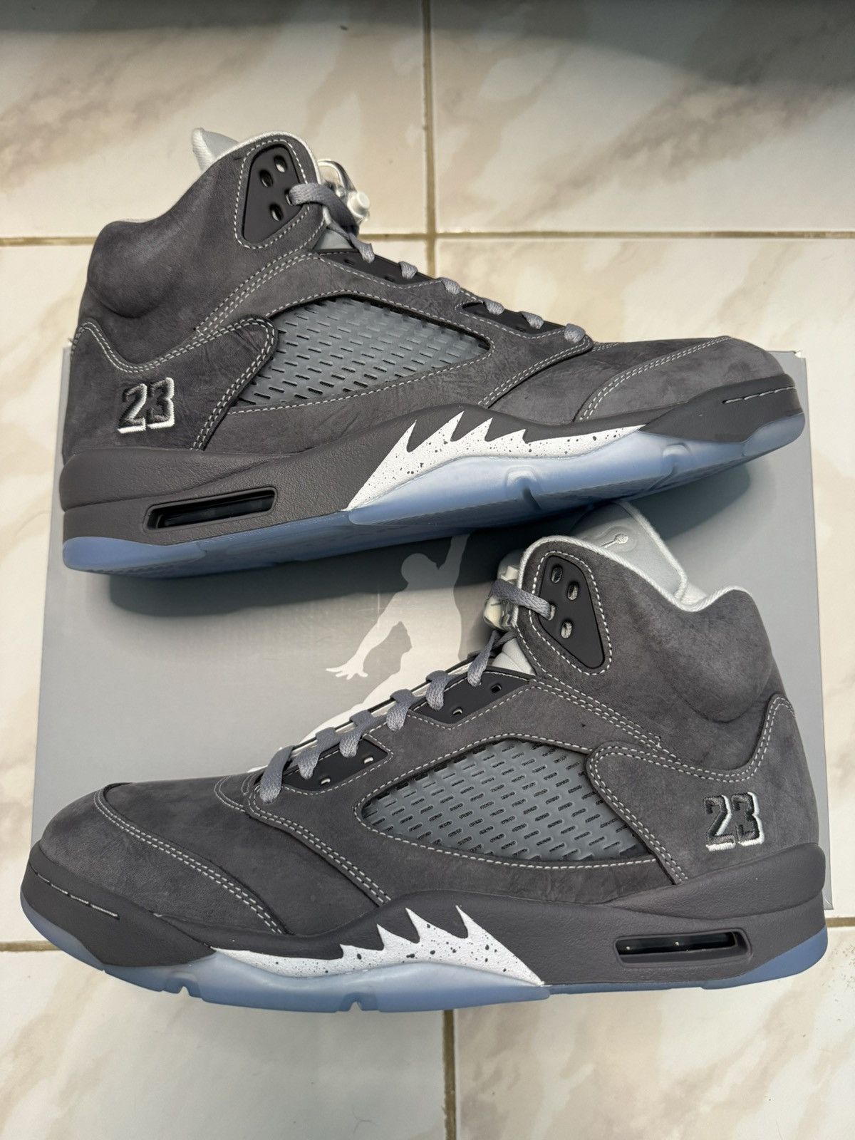 Jordan Brand Jordan 5 Wolf Grey 2026 Size 12 DS OG All Size US 12 / EU 45 - 1 Thumbnail