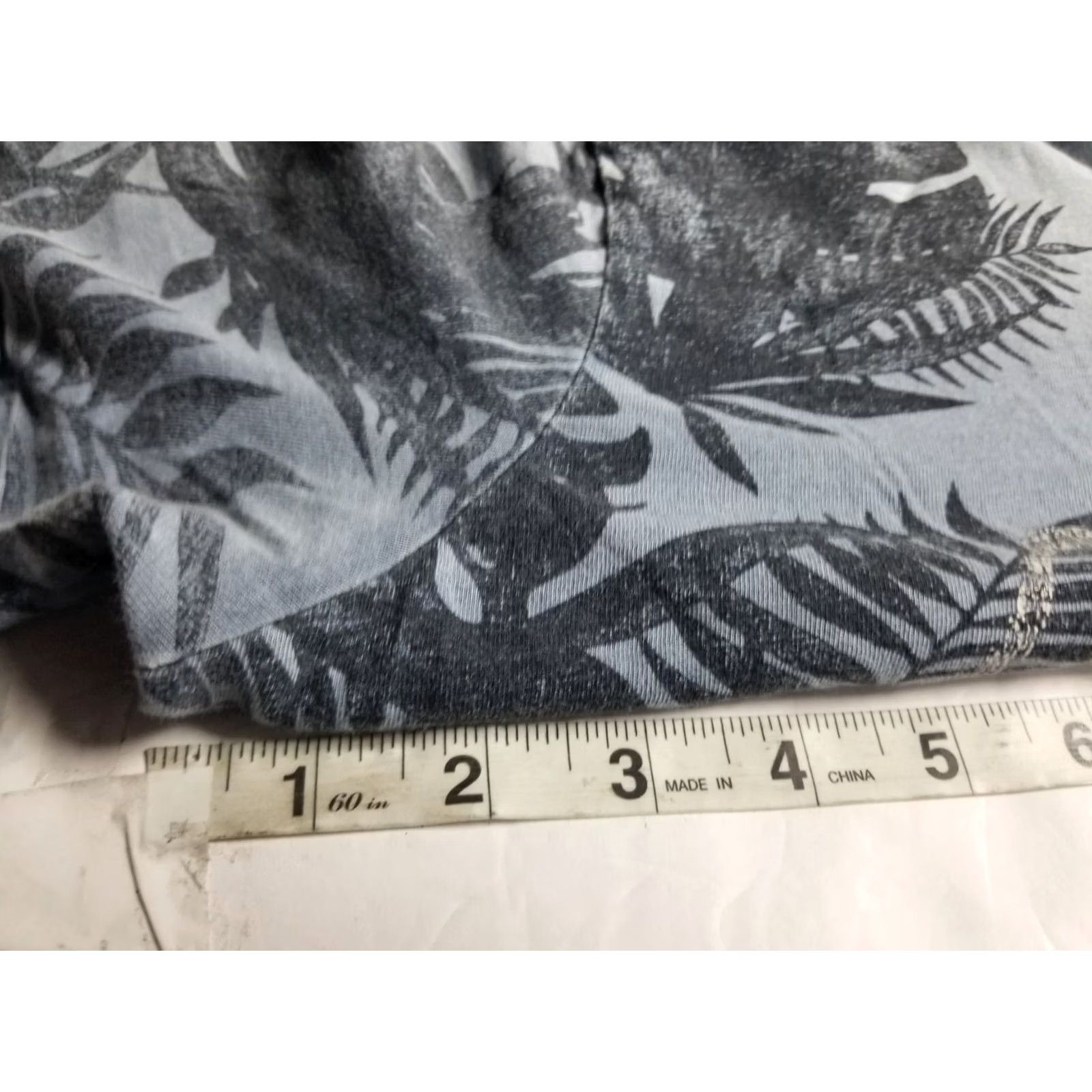 True Religion VINTAGE True Religion Buddha Logo T-Shirt Blue Men's Medium Distressed Elegant (note: no extra words) Size US M / EU 48-50 / 2 - 3 Thumbnail