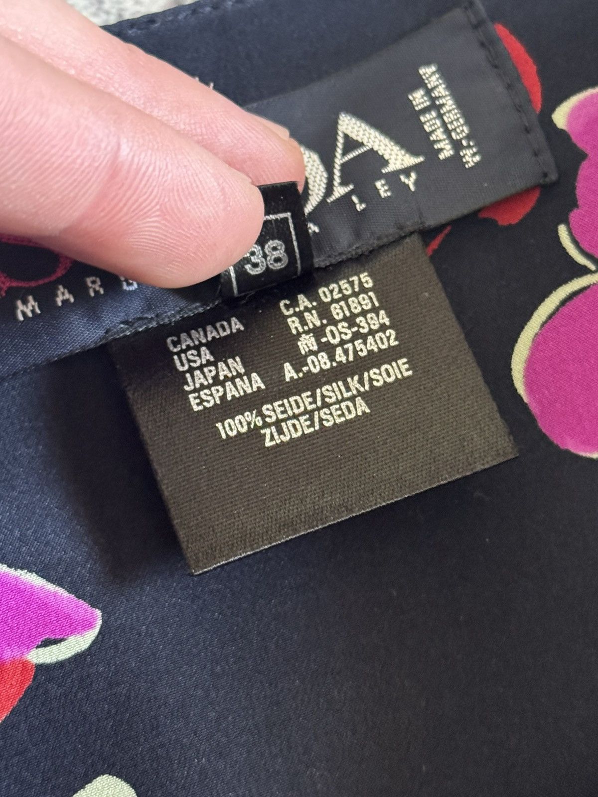Escada Escada by Margaretha Ley 38size all printed flowers 🌺 skirt Size 26" / US 2 / IT 38 - 5 Thumbnail
