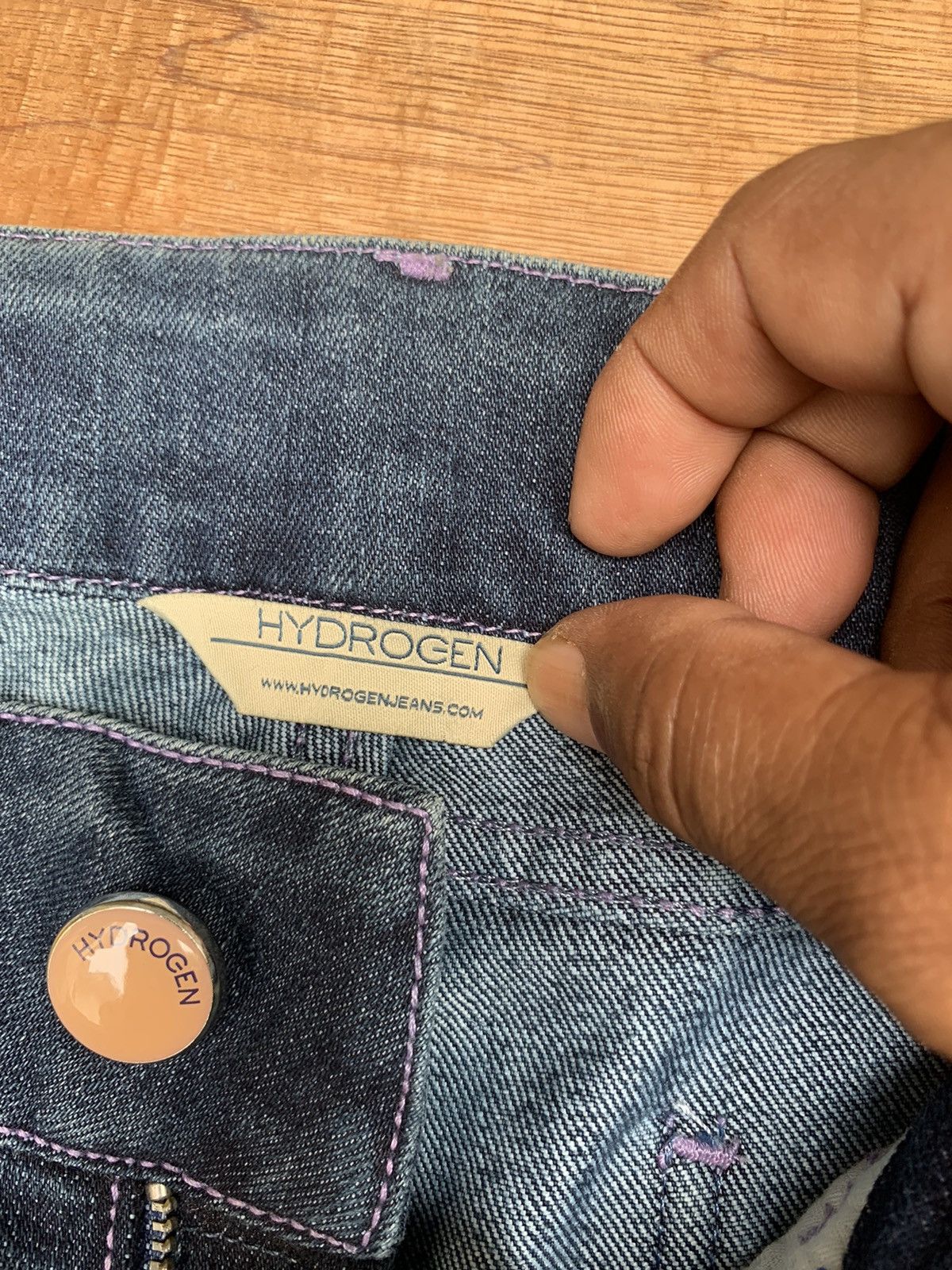HYDROGEN Rare..Hydrogen Hibiscus Flower Embroidered Streching Jeans Size 29" - 17 Thumbnail