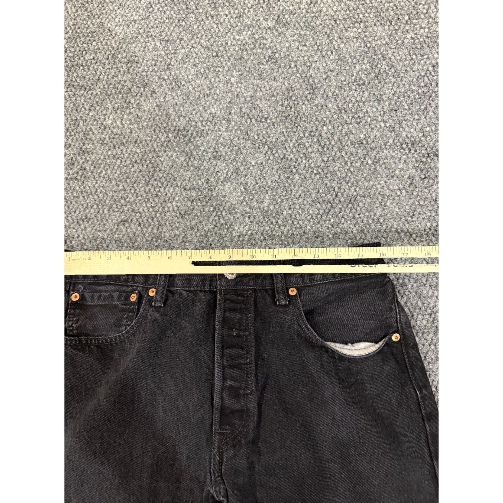 Levi's VINTAGE? No. Wait: Levis 501 Jeans Mens 34x32 black button fly denim straight classic. Size US 34 / EU 50 - 4 Thumbnail