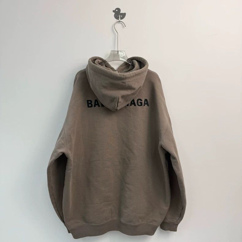Balenciaga Balenciaga Balenciaga chest letter embroidered logo back lo Size US M / EU 48-50 / 2 - 5 Thumbnail