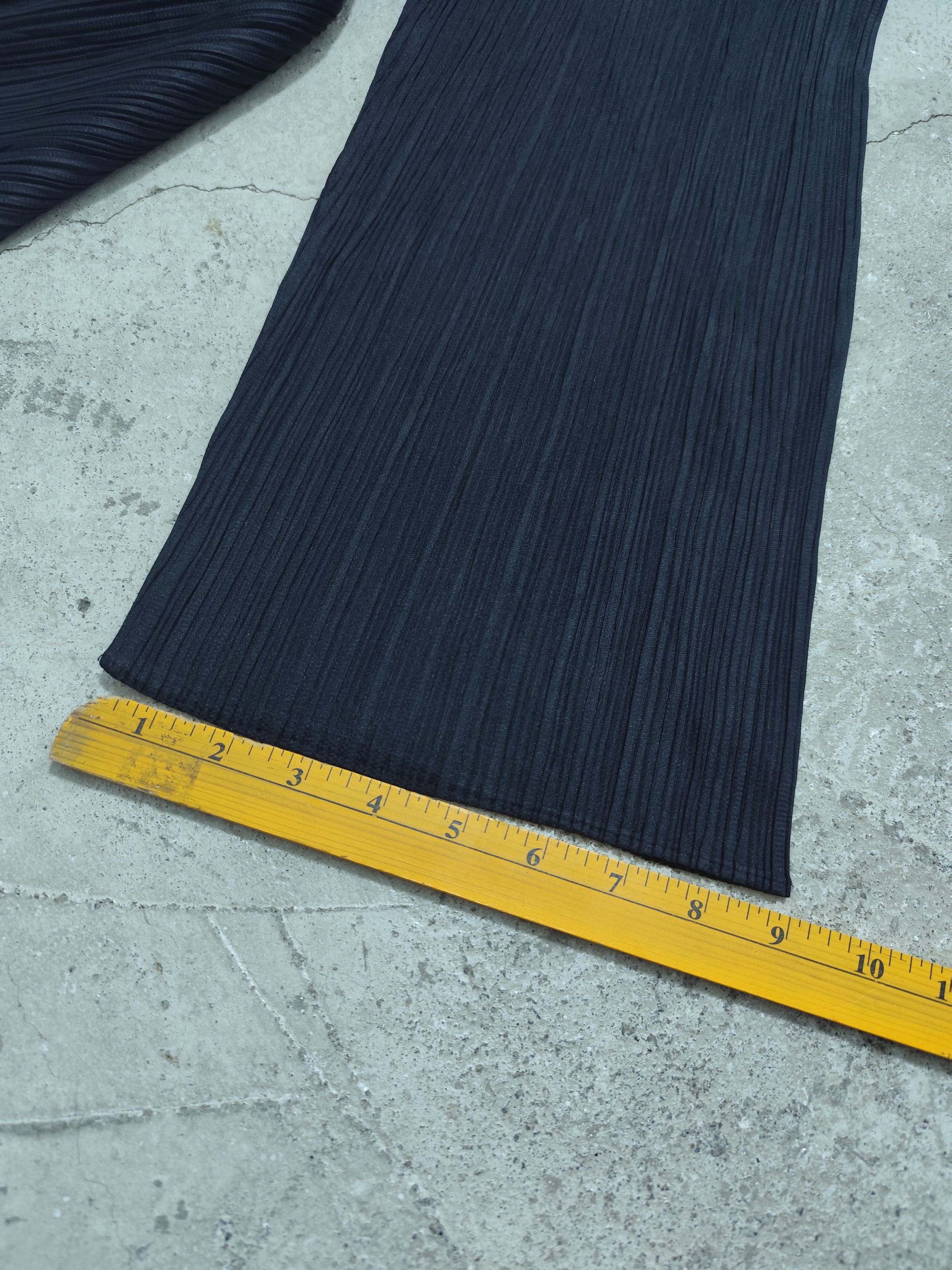 Pleats Please Issey Miyake Issey miyake main line pleated pants Size 26" / US 2 / IT 38 - 6 Thumbnail