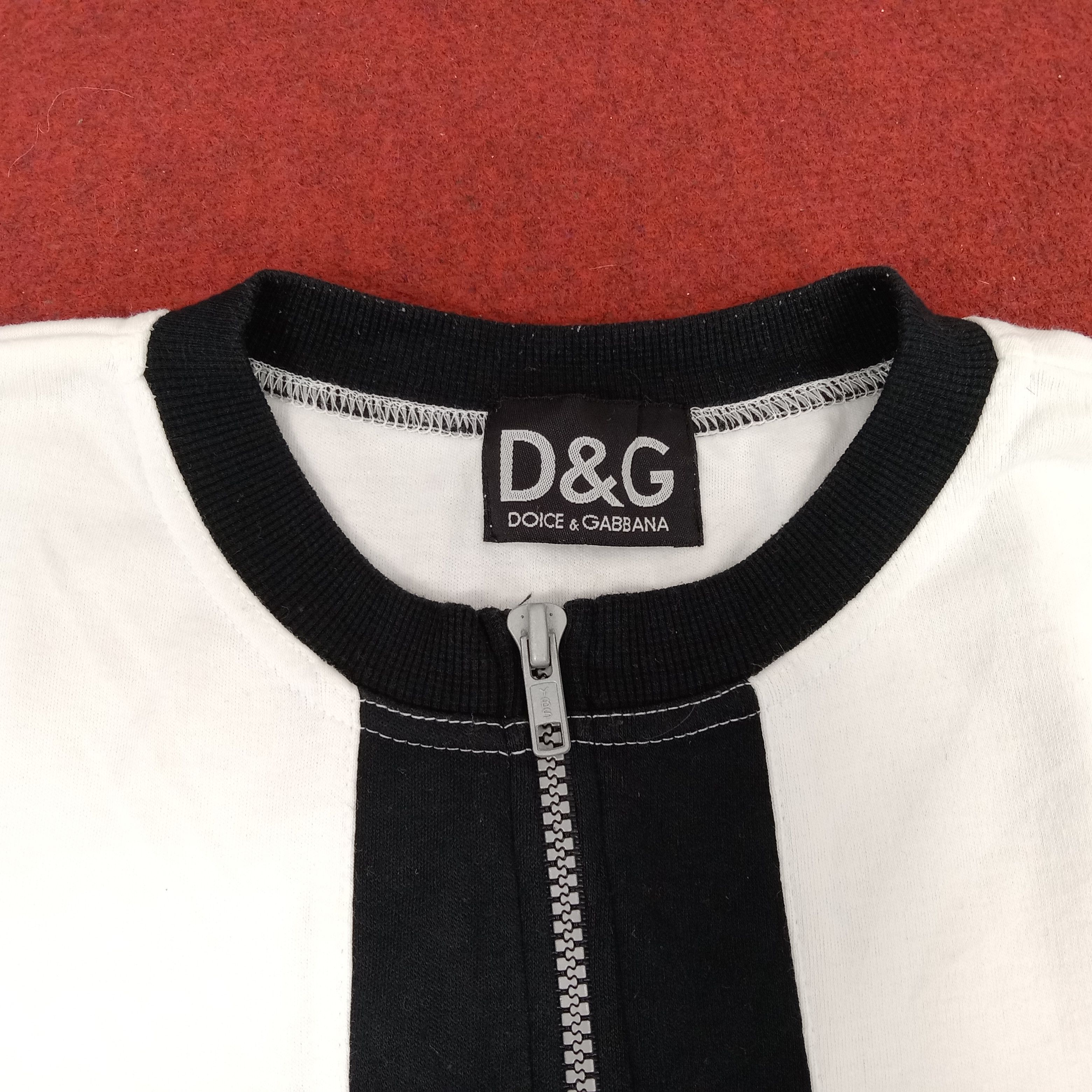 Dolce & Gabbana Center Big Logo Design Tshirt