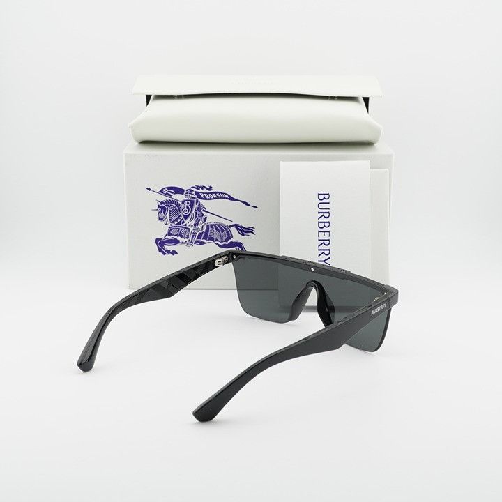 Burberry Burberry BE4480D 300187 Sunglasses Black Rectangle Frame Size ONE SIZE - 10 Thumbnail