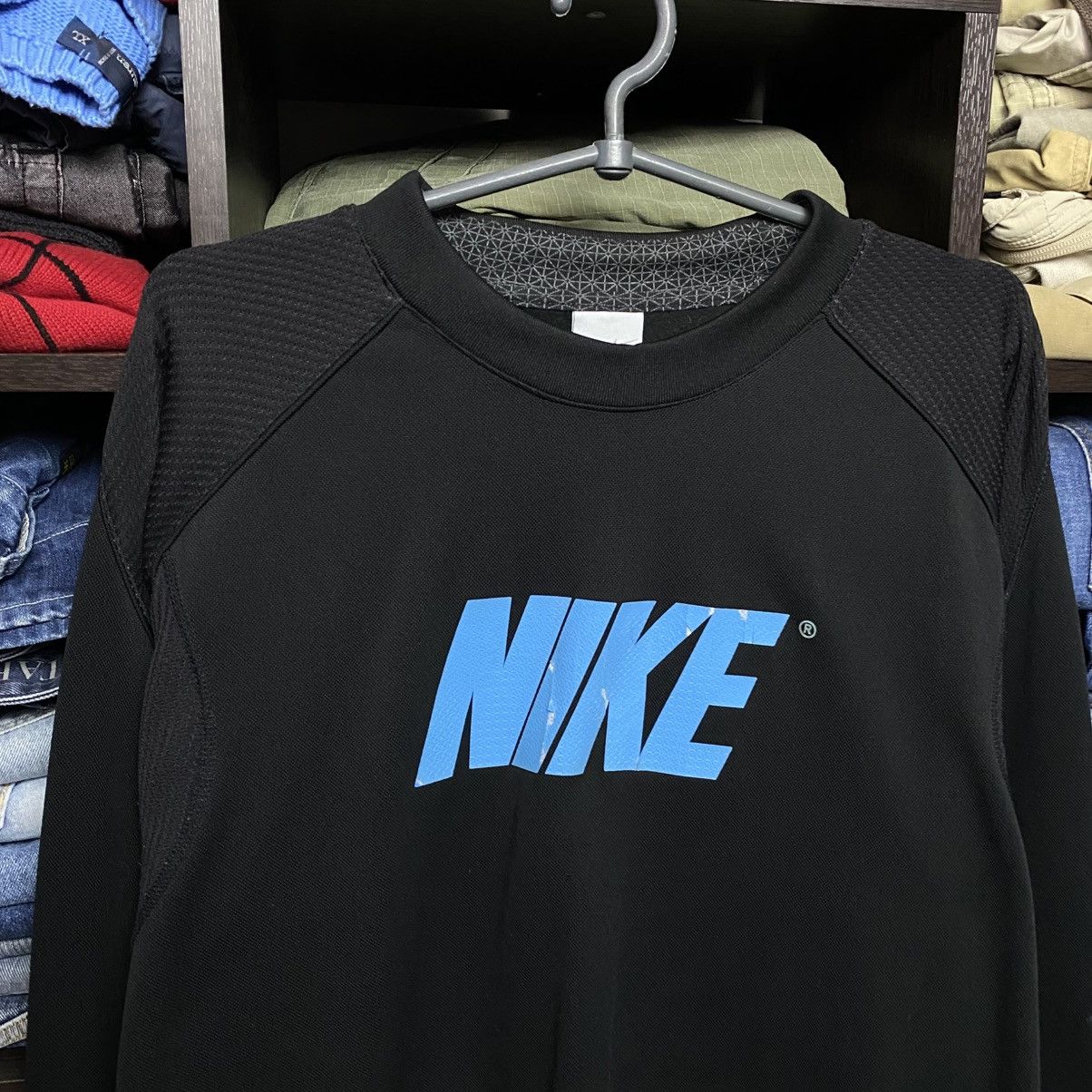 Nike Vintage Nike Big Logo 2000’s Streetwear basic sweatshirt Size US L / EU 52-54 / 3 - 2 Thumbnail