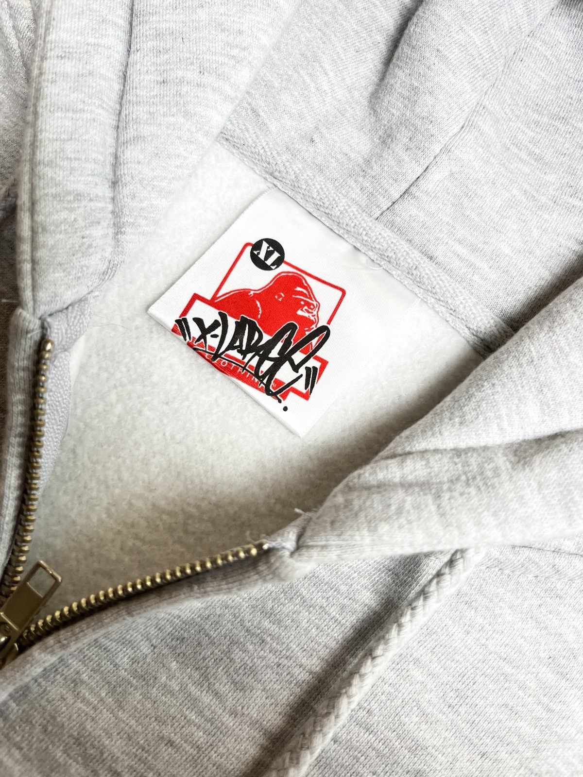 Xlarge Xlarge Zip Hoodie Og Slick Tag Vintage 00s Size US XL / EU 56 / 4 - 3 Thumbnail