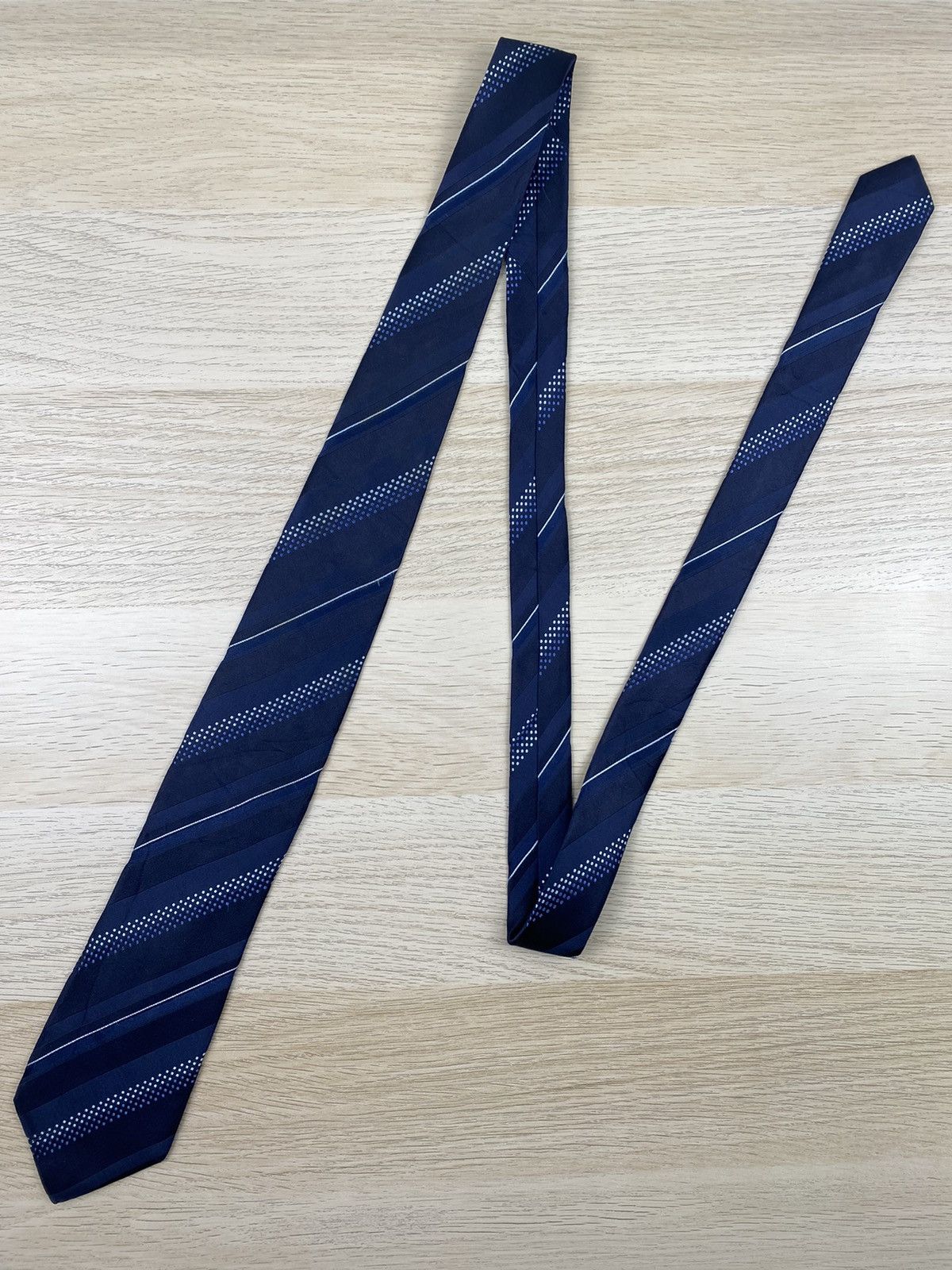 Calvin Klein Calvin Klein Silk Tie T40 Size ONE SIZE - 2 Thumbnail