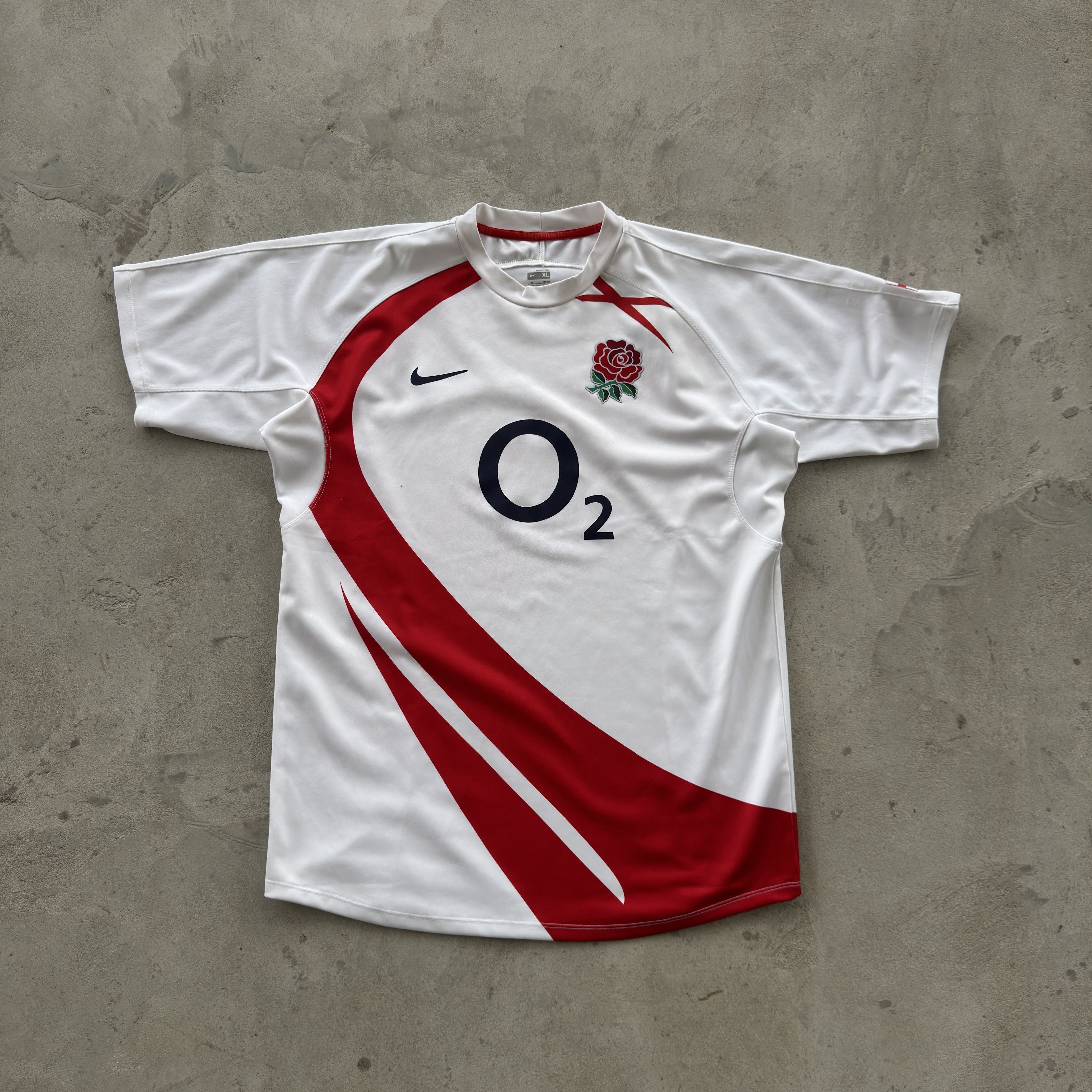 Nike Nike England Rugby O2 Vintage Jersey Shirt White Red XL Size US XL / EU 56 / 4 - 1 Thumbnail
