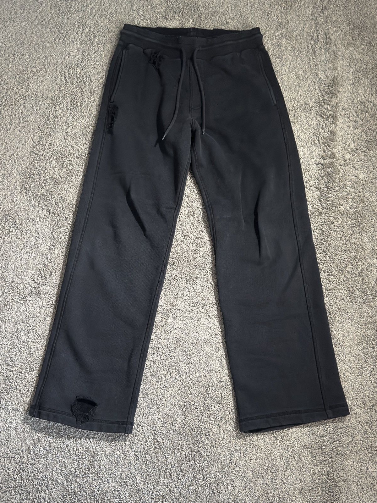 Cole Buxton Cole Buxton Distressed Sweatpants Size US 30 / EU 46 - 1 Thumbnail