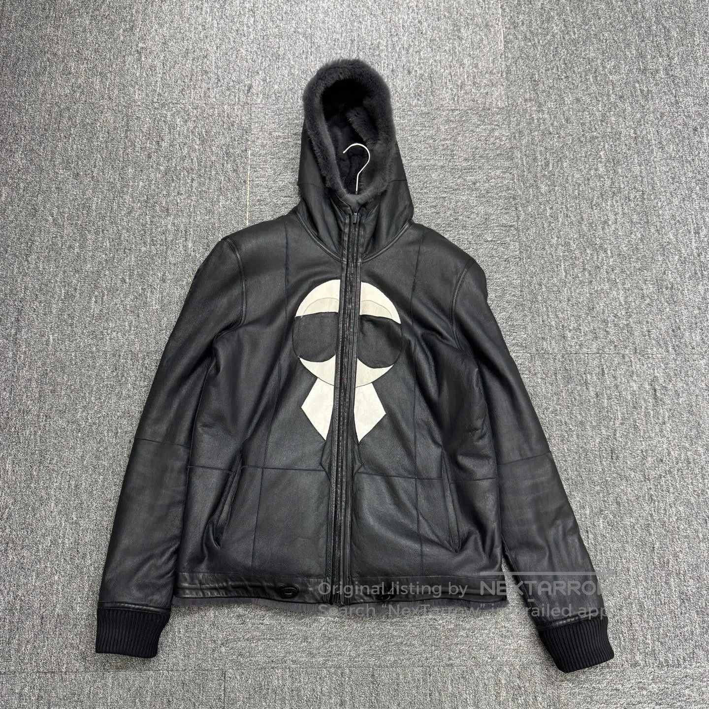 Fendi FENDI The La Faye fur jacket is designed for wearing on bo Size US M / EU 48-50 / 2 - 3 Thumbnail