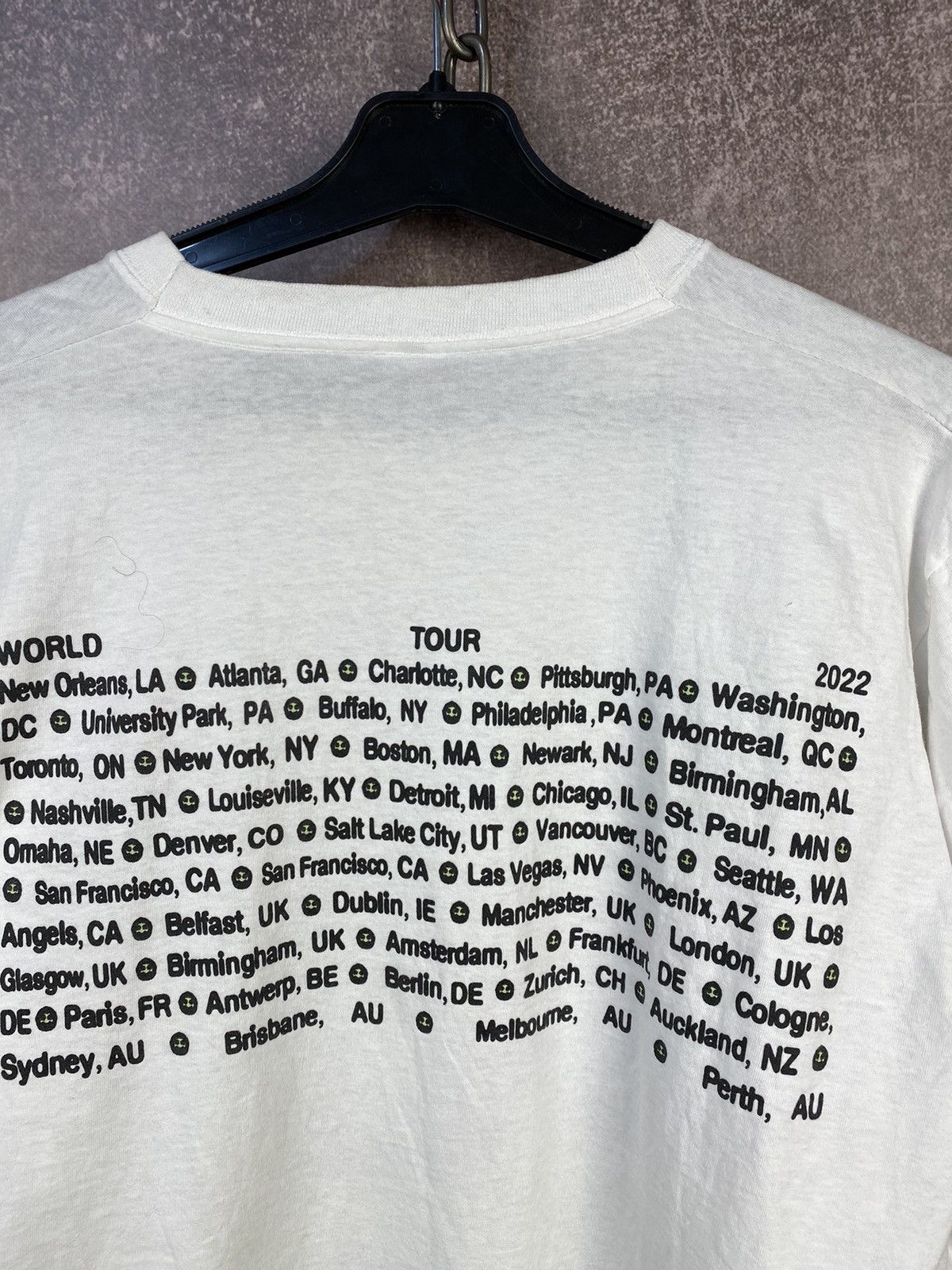 Billie Eilish Billie Eilish Happier Than Ever World Tour Long sleeve 2022 Size US M / EU 48-50 / 2 - 4 Thumbnail
