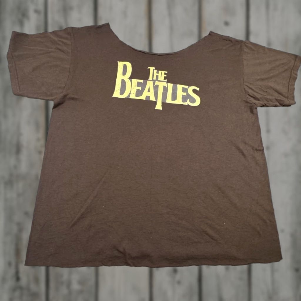 Vintage VINTAGE The Beatles Shirt Mens Large Brown Scoop Neck Graphic Band Tee Sgt Pepper Rock Size US XL / EU 56 / 4 - 1 Thumbnail