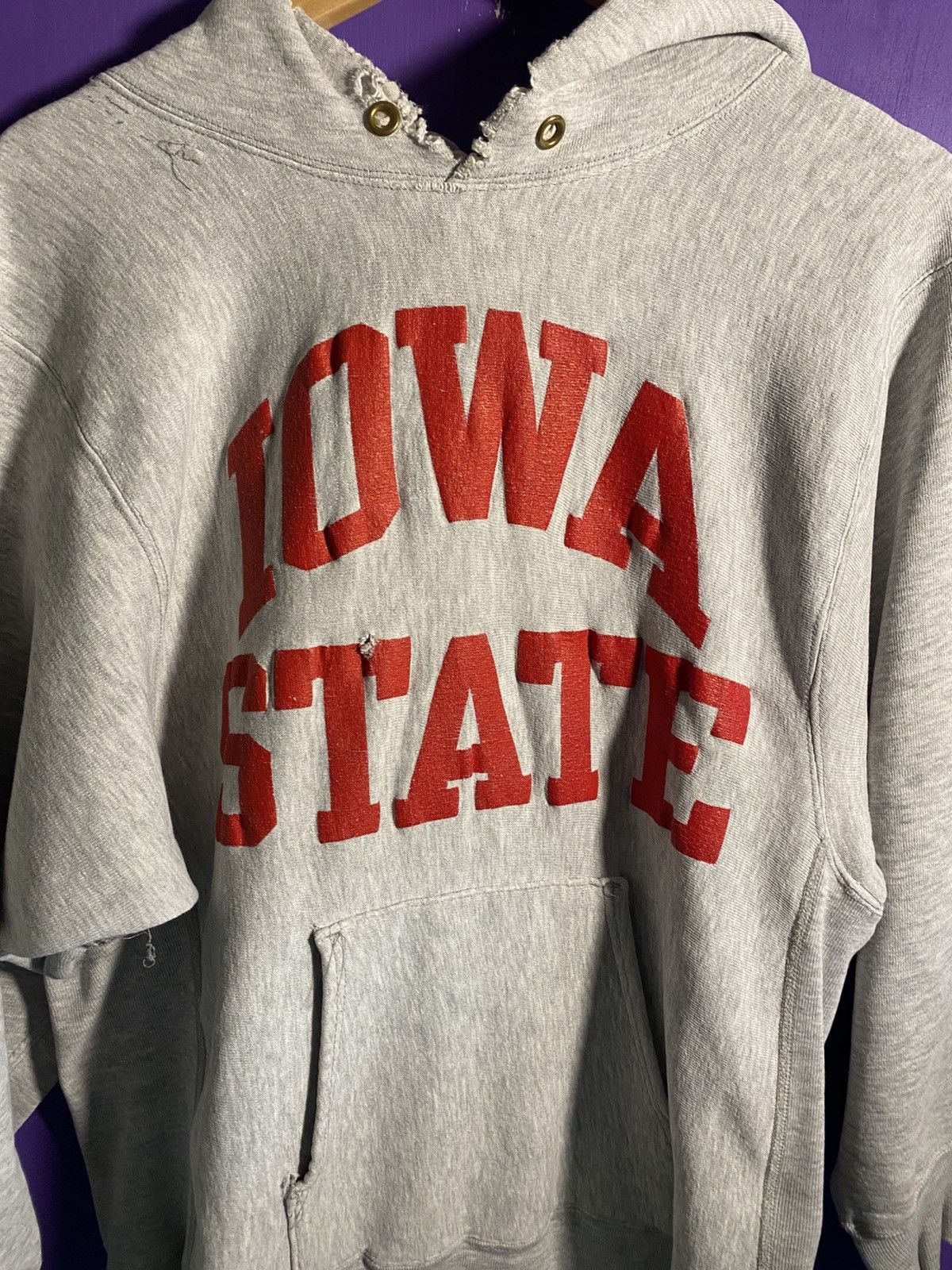 Champion Vintage 80s Champion iowa state reverse weave hoodie Size US L / EU 52-54 / 3 - 3 Thumbnail