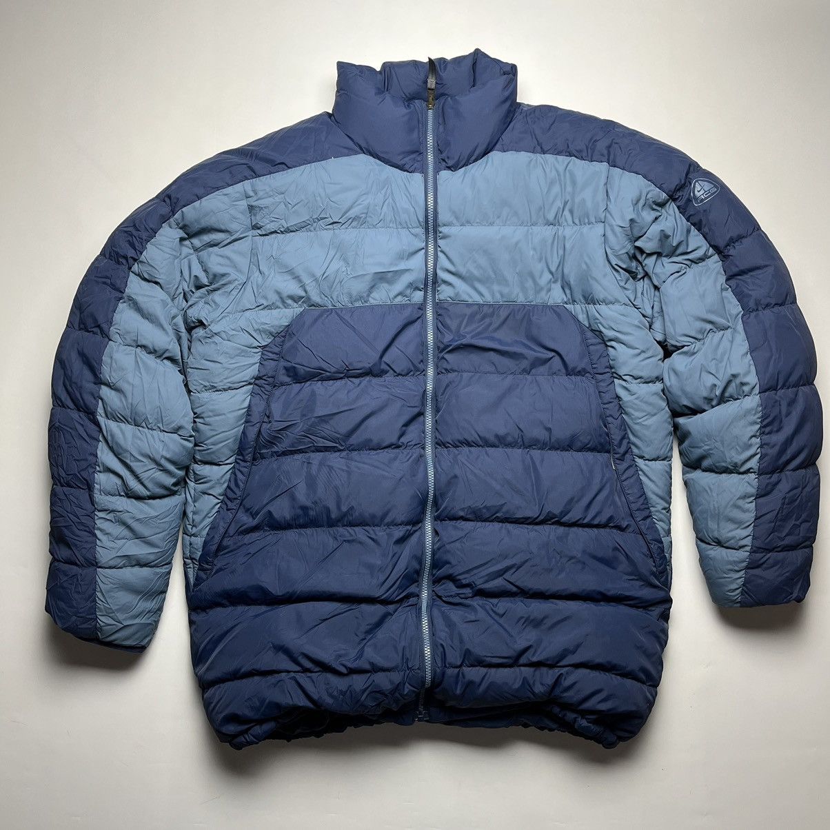 Image of Nike Acg Puffer Jacket in Blue, Men's (Size XL)