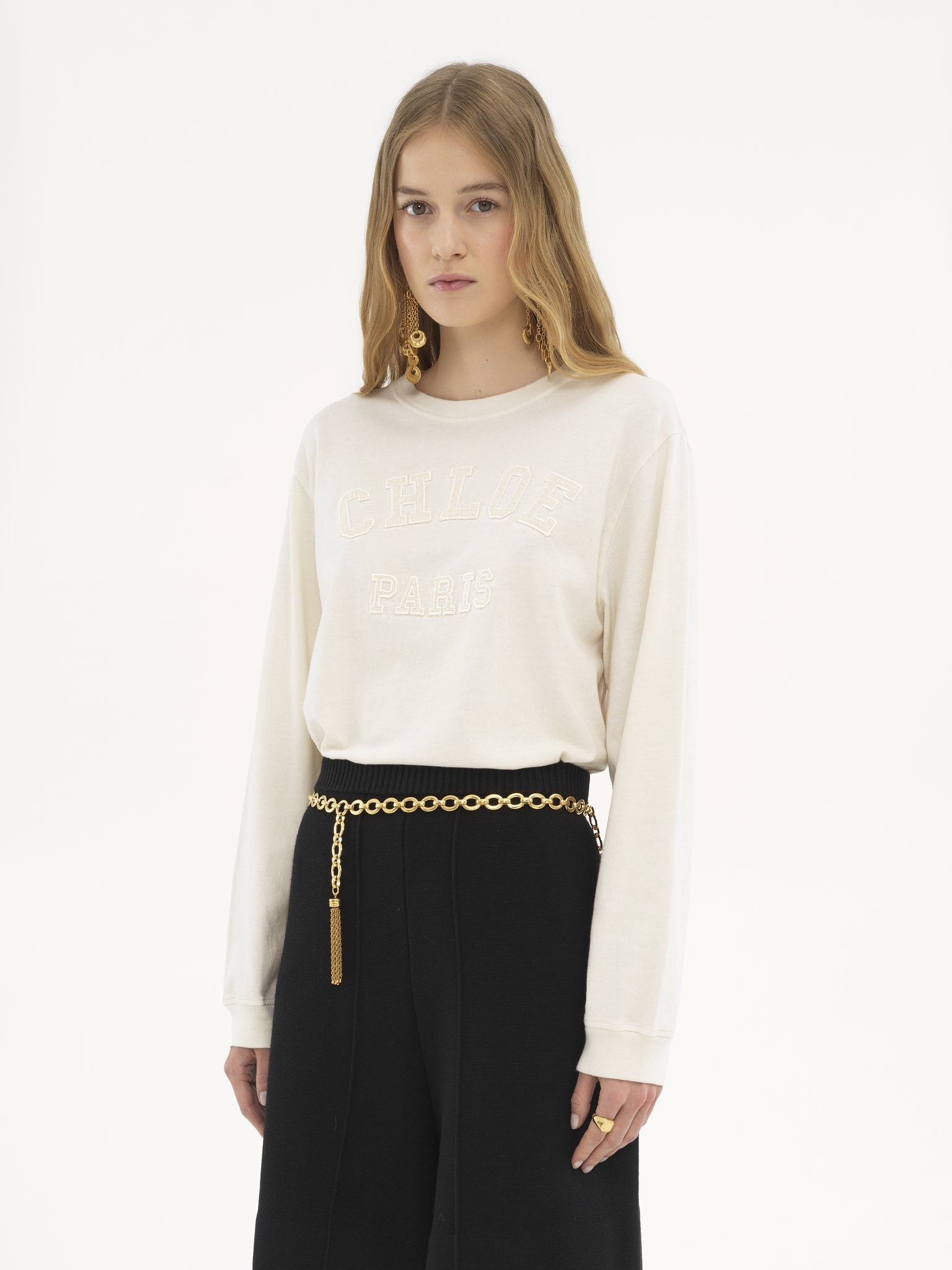 Chloe o1loc1c11125 Oversized Long-sleeve Logo T-Shirt Cocunt Milk Size XS / US 0-2 / IT 36-38 - 3 Thumbnail