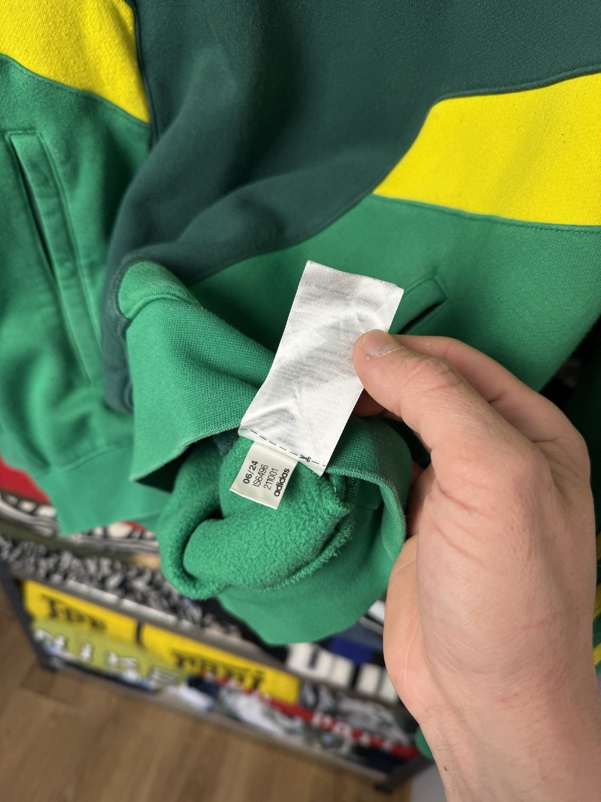 Adidas Adidas Center Logo Celtic Hoodie Size US S / EU 44-46 / 1 - 11 Thumbnail