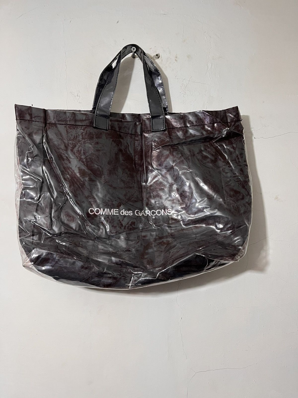 Comme des Garcons × Japanese Brand Comme des Garcons Tote Bag Kraft Paper PVC Size ONE SIZE - 2 Thumbnail