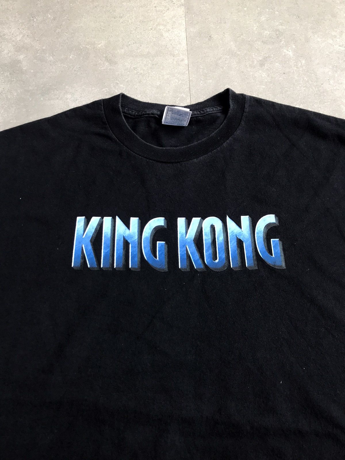 Anime × Band Tees King Kong promo vintage shirt Size US XL / EU 56 / 4 - 1 Thumbnail